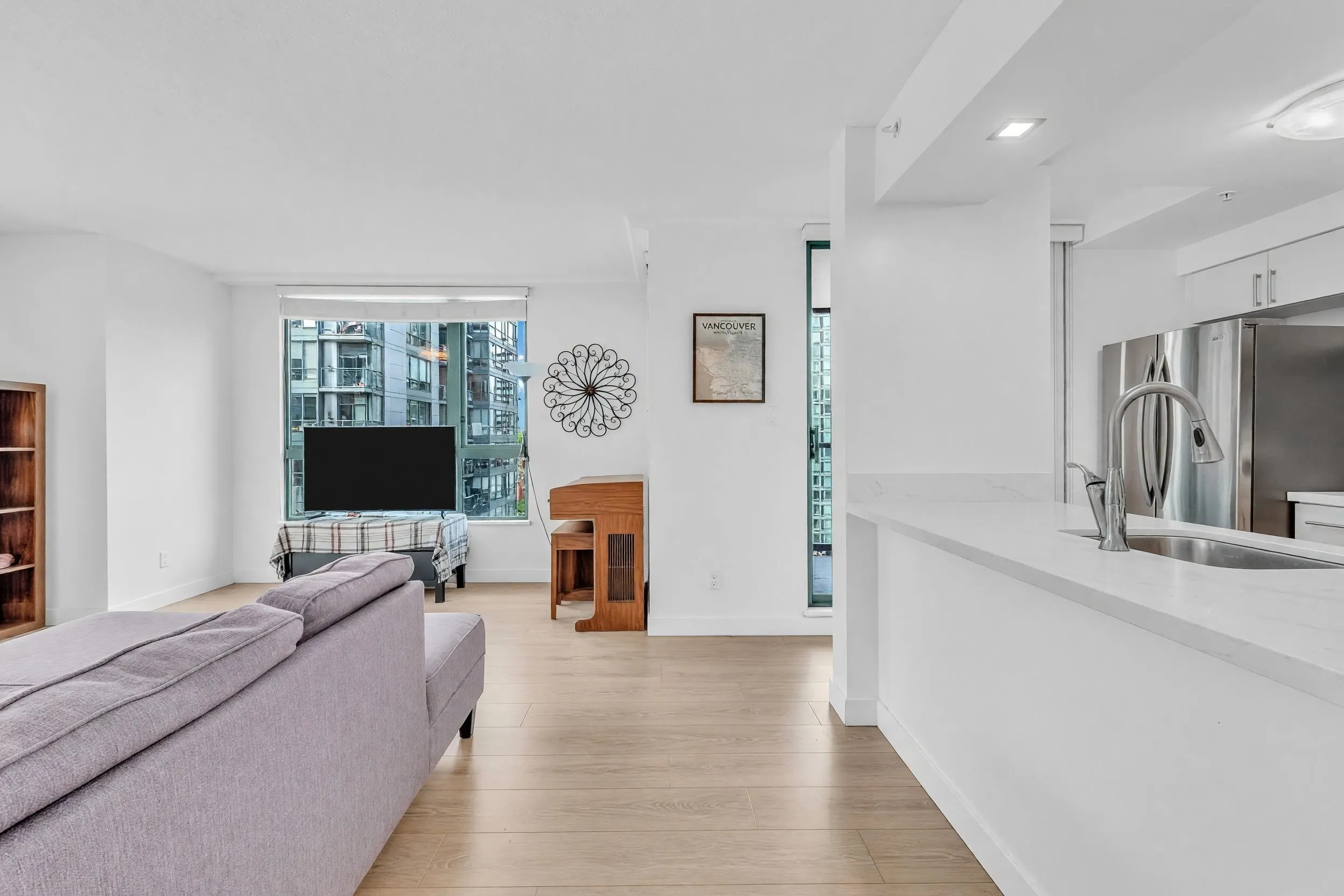 1238 Melville Street #1706