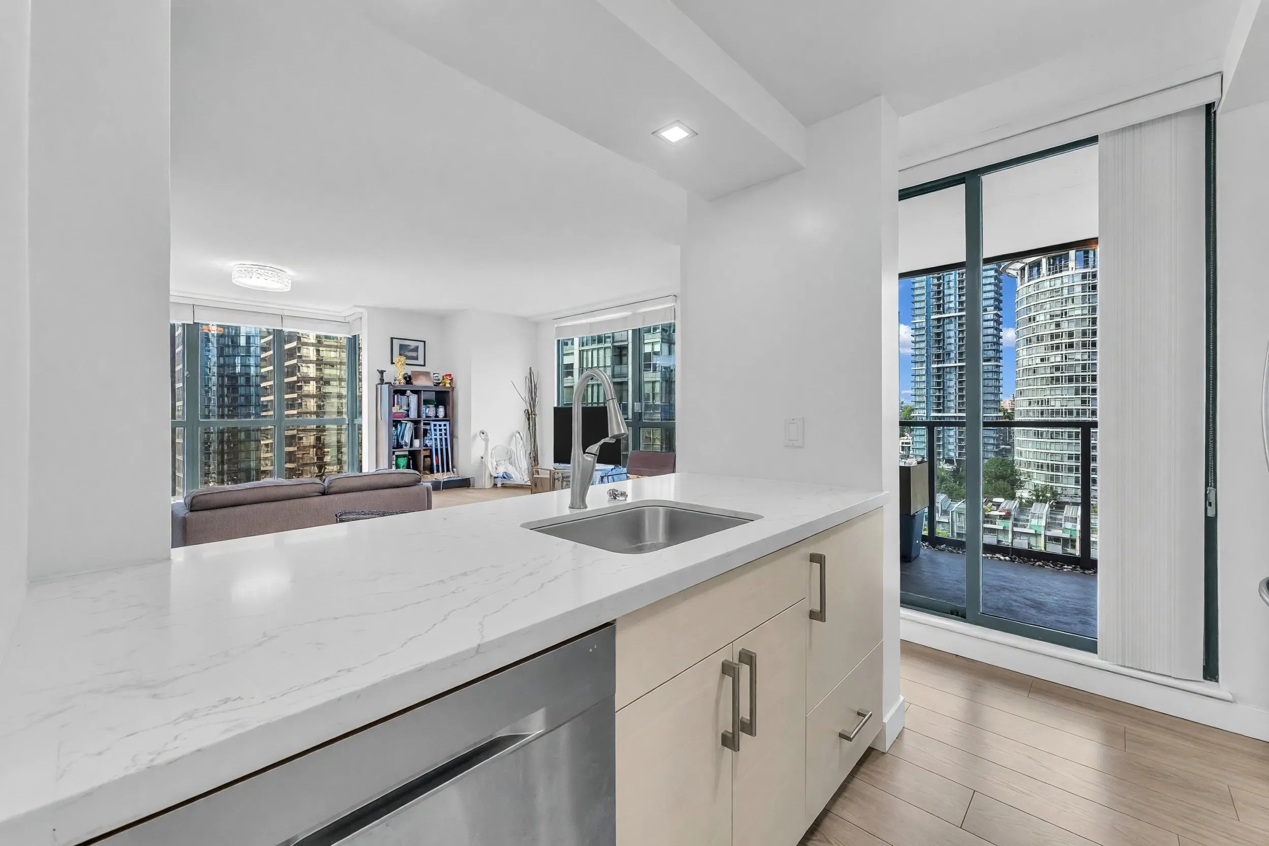 1238 Melville Street #1706