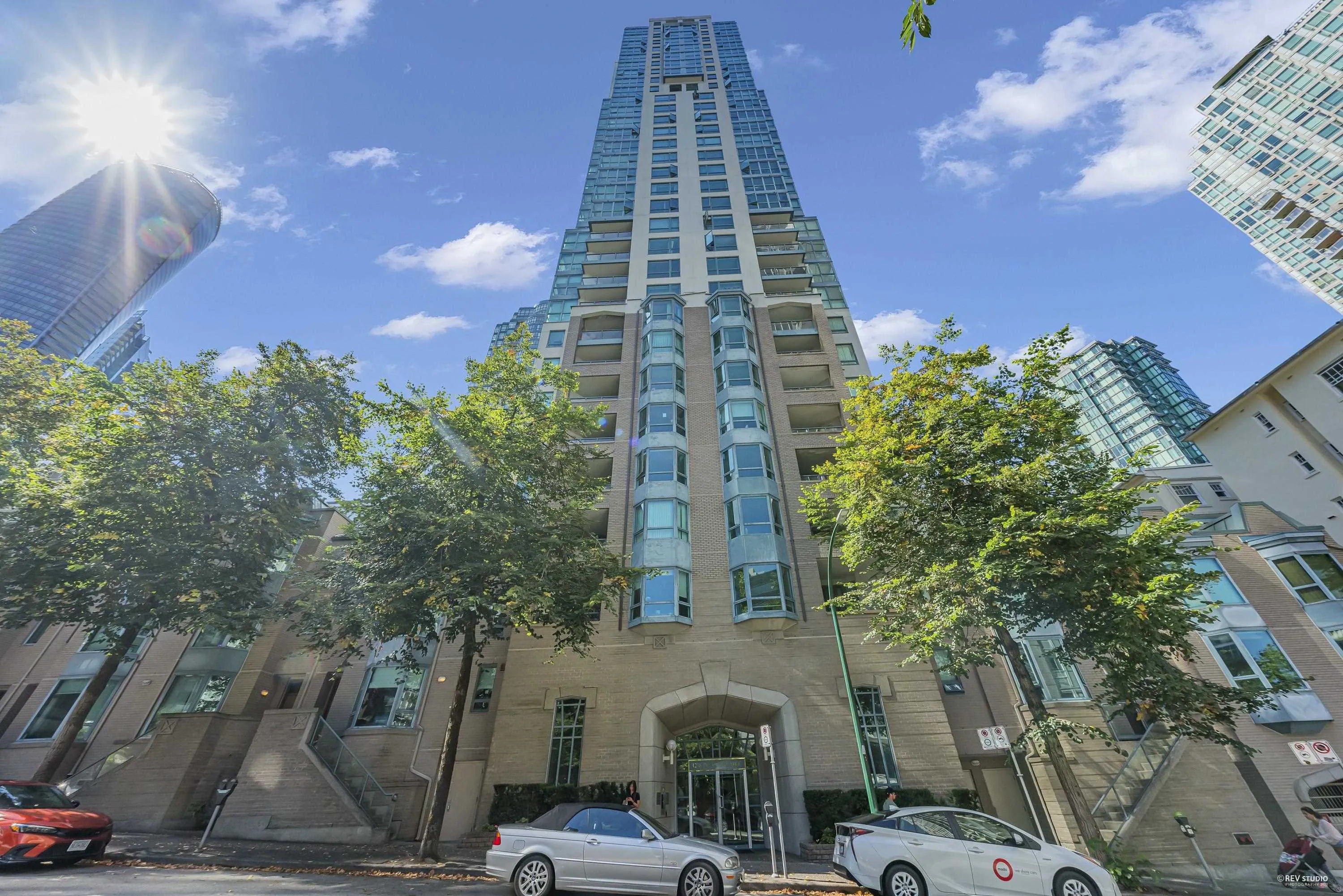 1238 Melville Street #1706