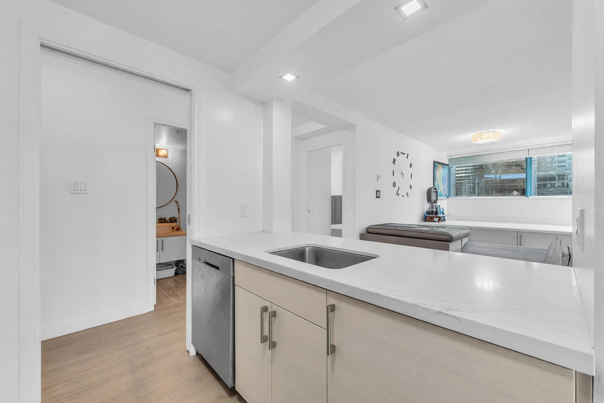1238 Melville Street #1706