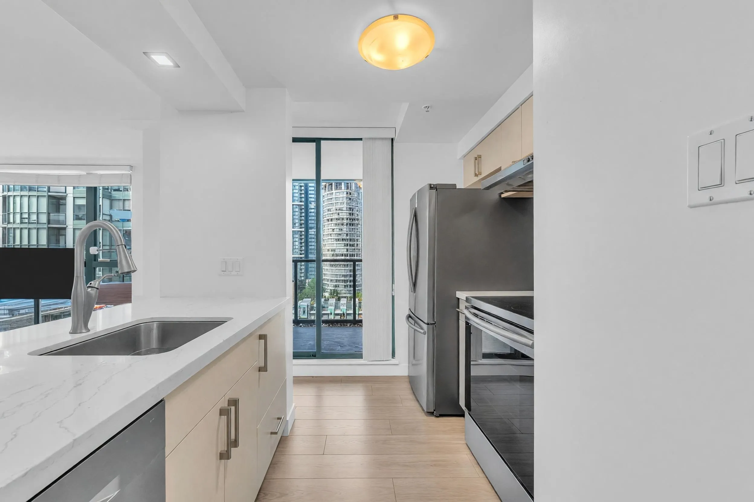 1238 Melville Street #1706