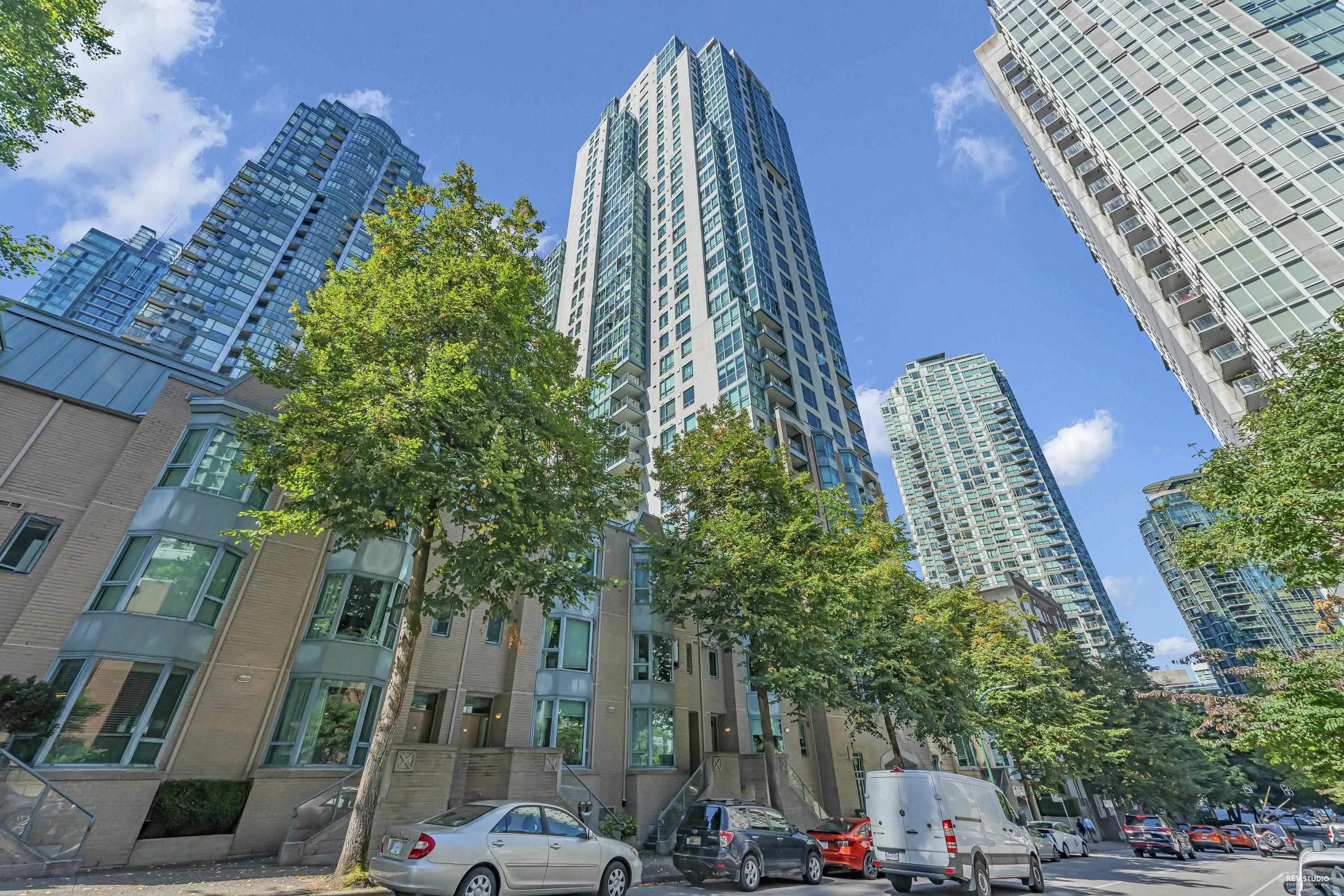 1238 Melville Street #1706