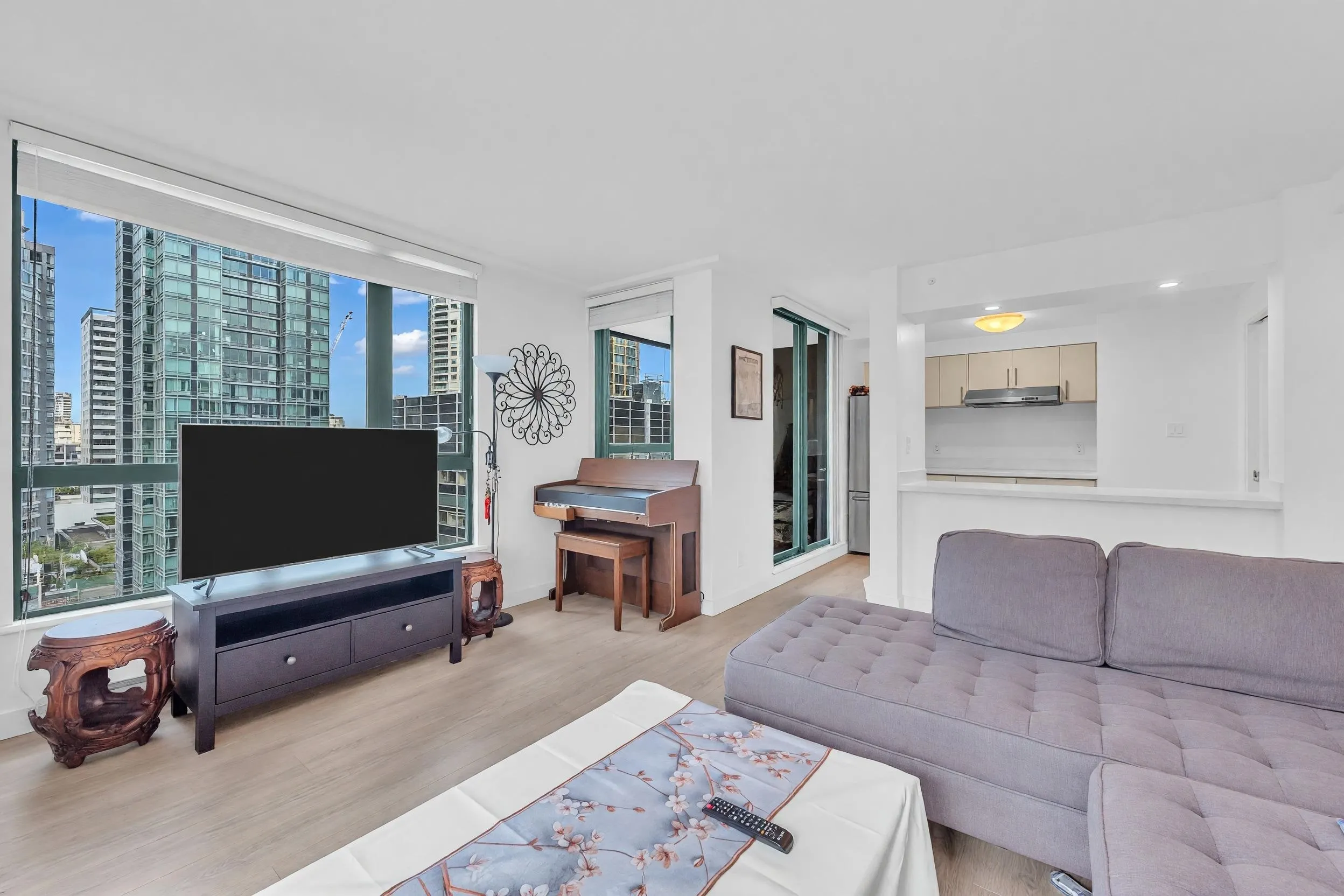 1238 Melville Street #1706