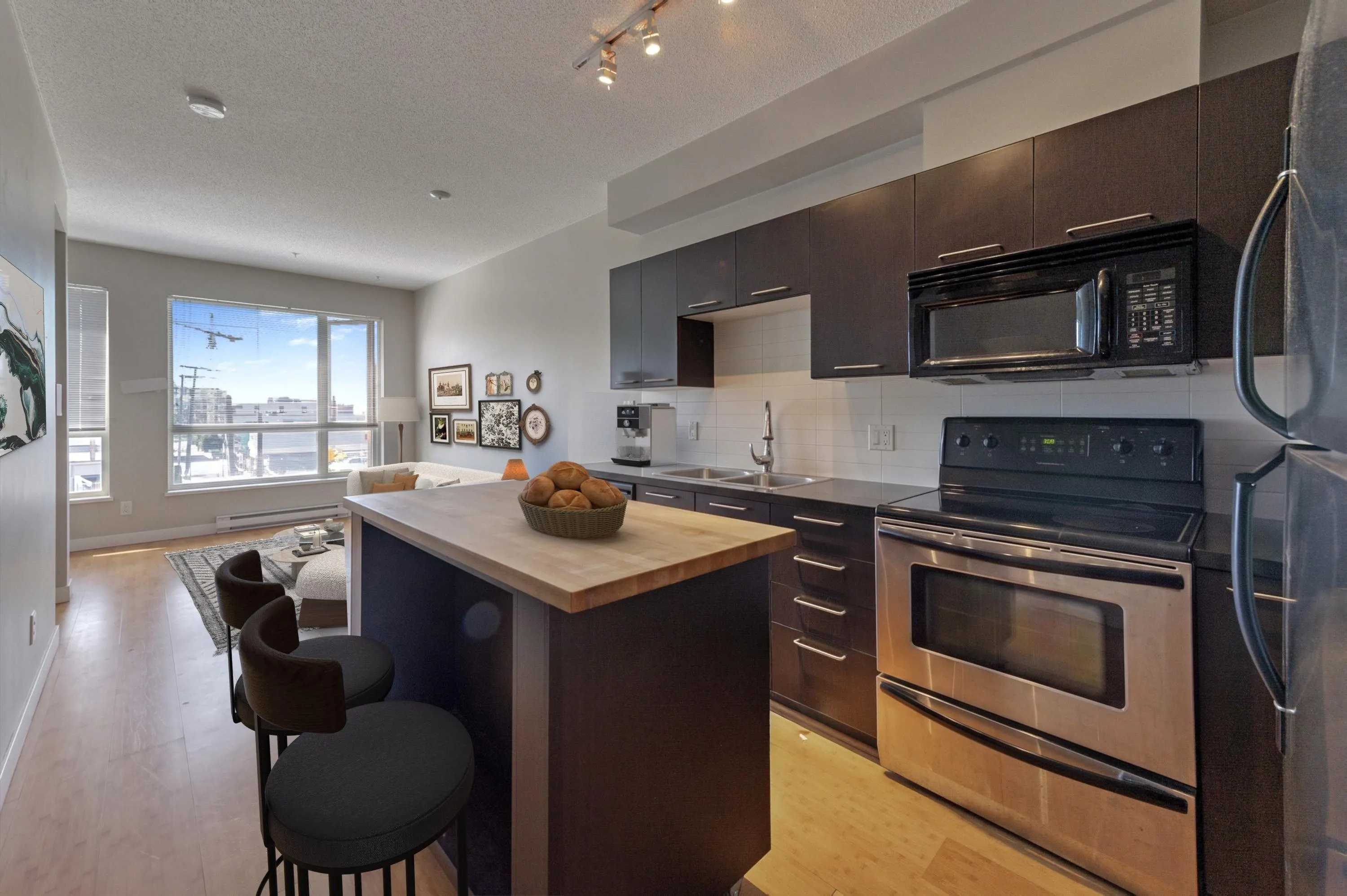 205 E 10th Avenue #308