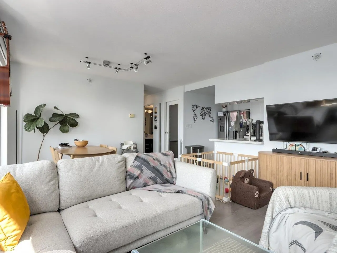 198 Aquarius Mews #1708