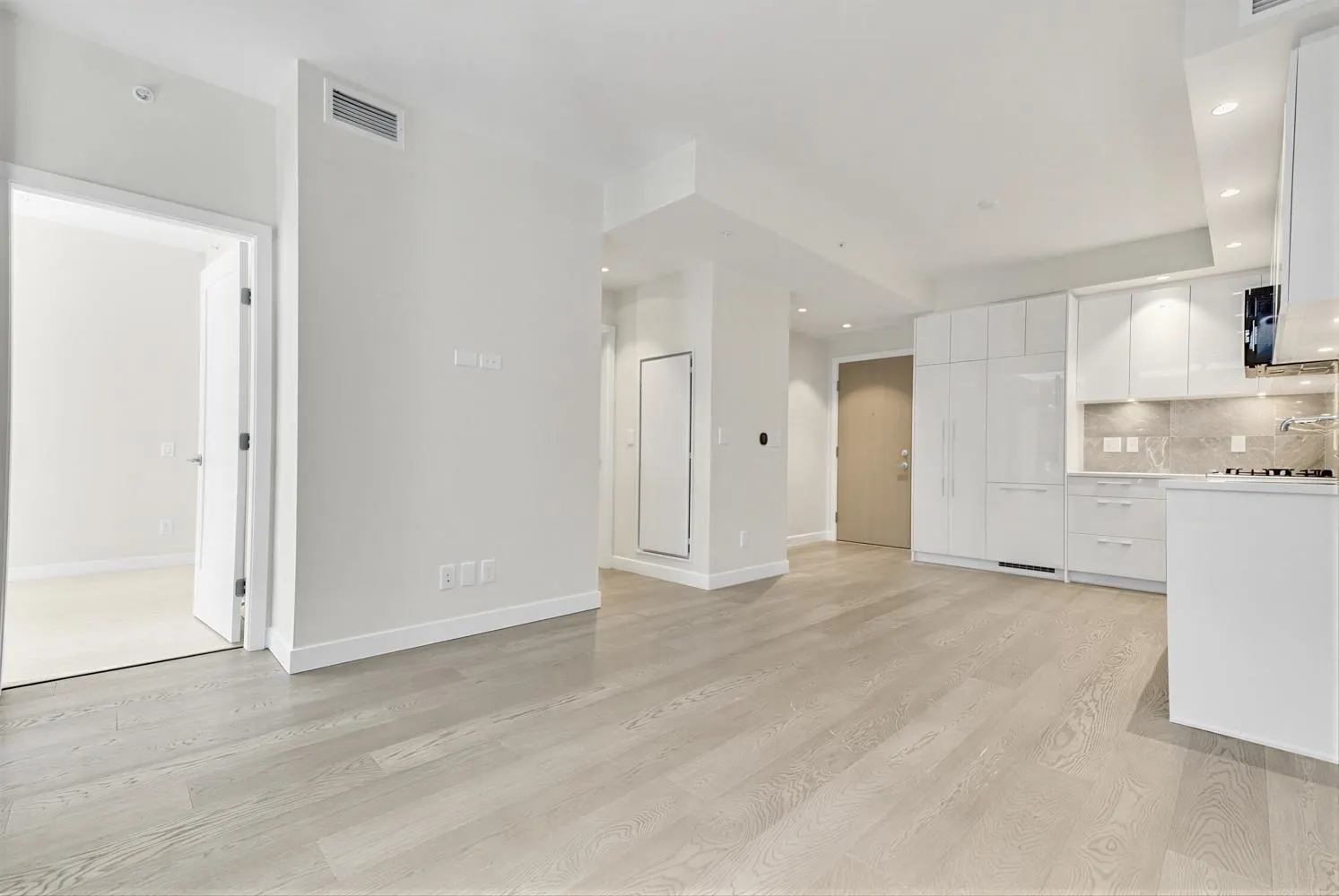 5608 Berton Avenue #607