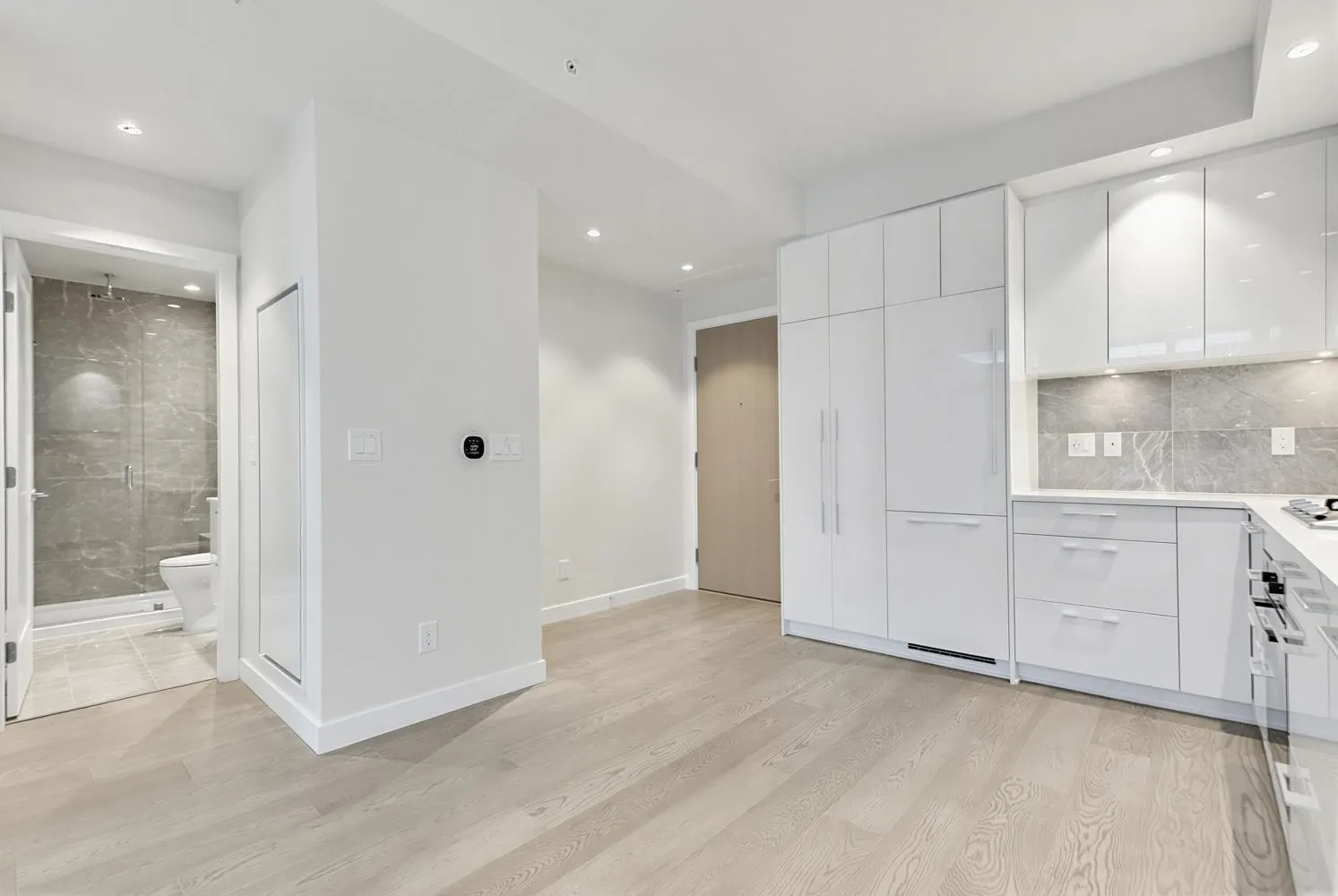 5608 Berton Avenue #607