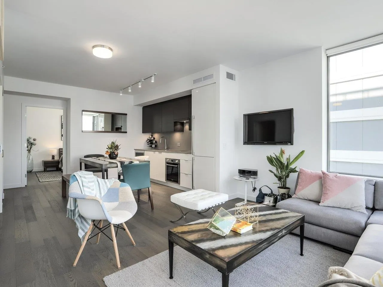 1688 Pullman Porter Street #808