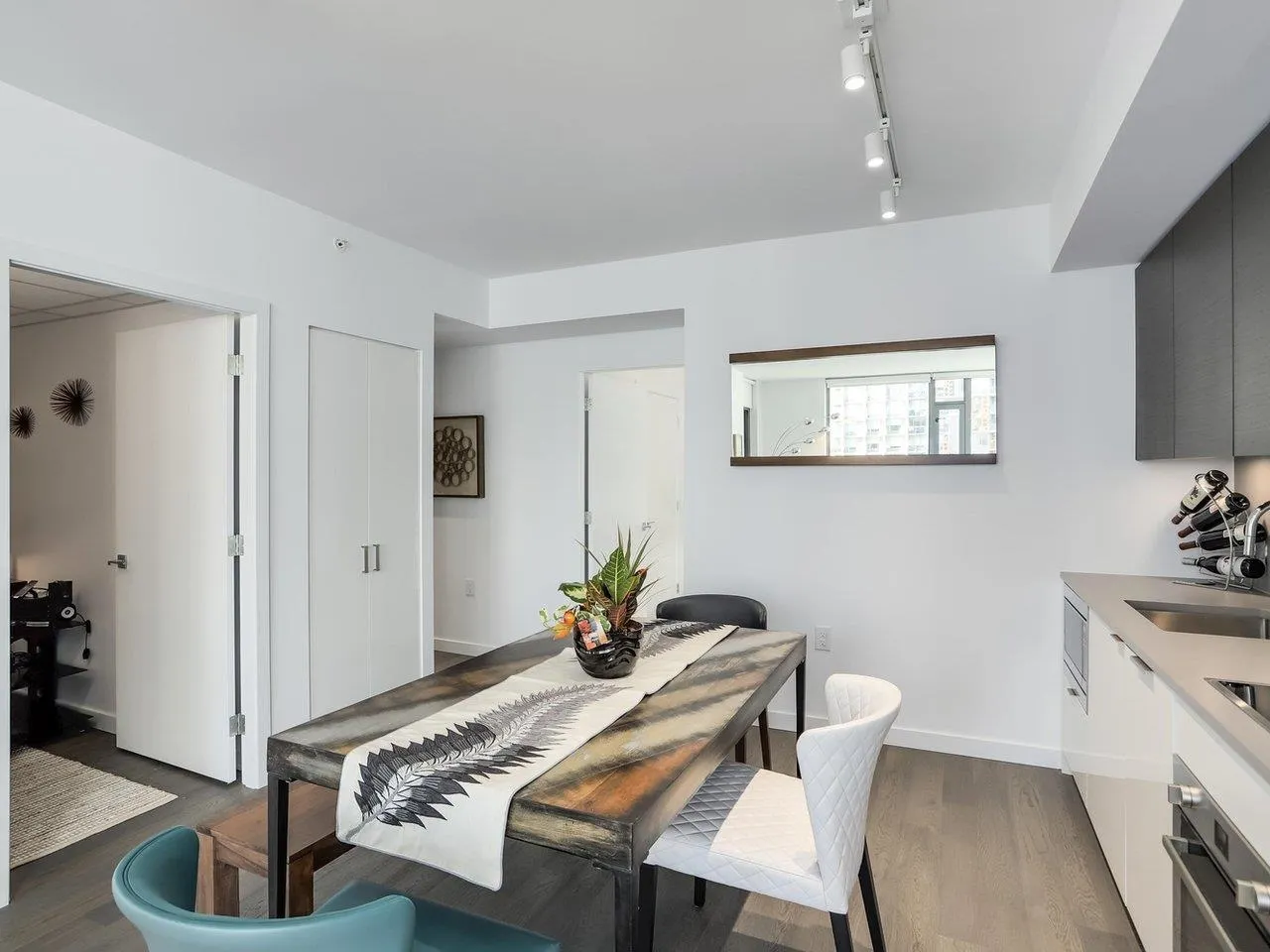 1688 Pullman Porter Street #808