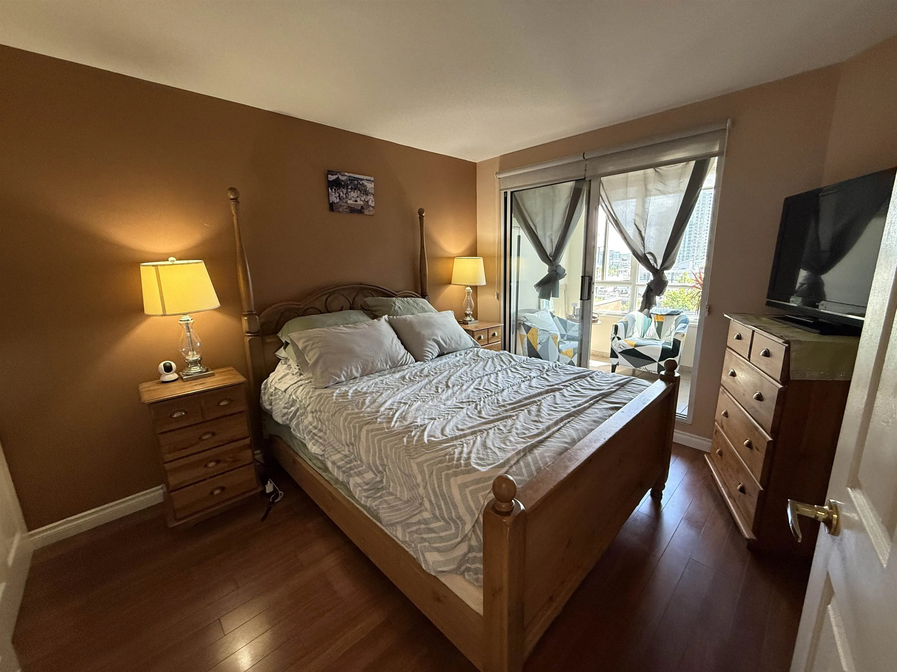 1188 Richards Street #606