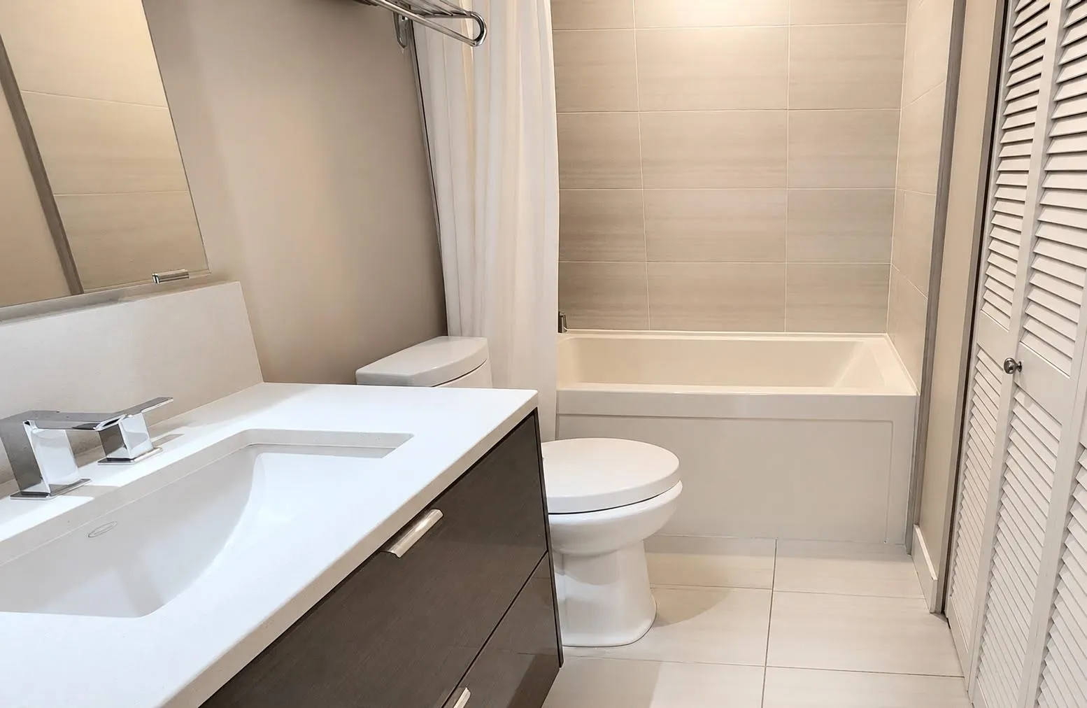 1777 W 7th Avenue #105