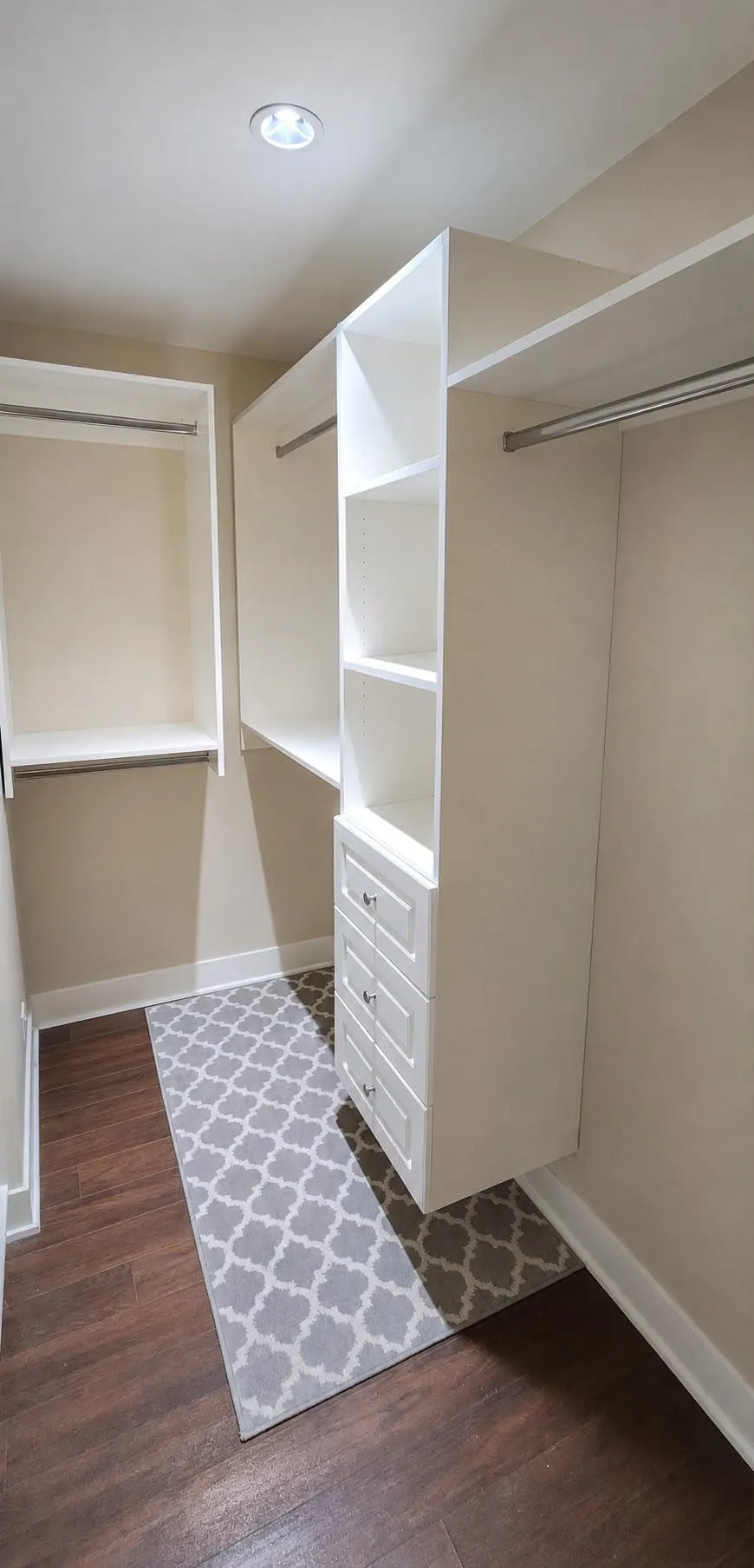 1777 W 7th Avenue #105