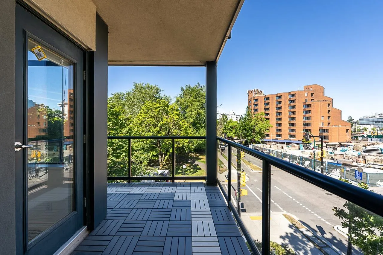 588 W 45th Avenue #307