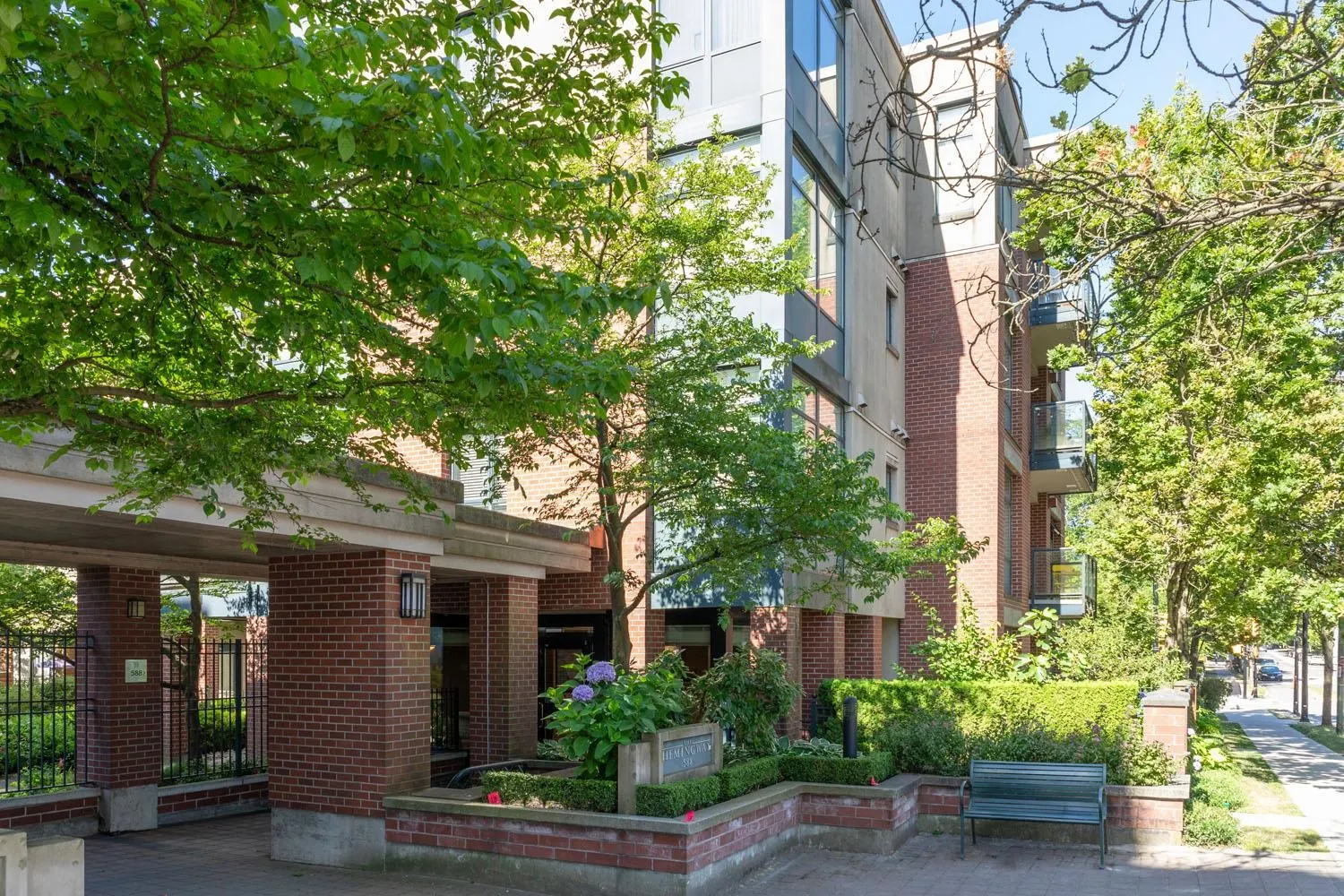 588 W 45th Avenue #307