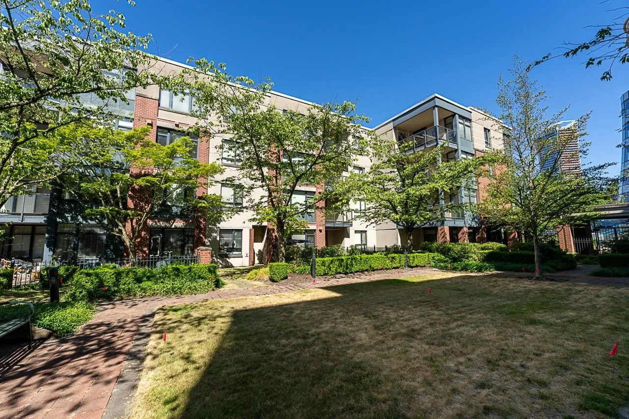 588 W 45th Avenue #307