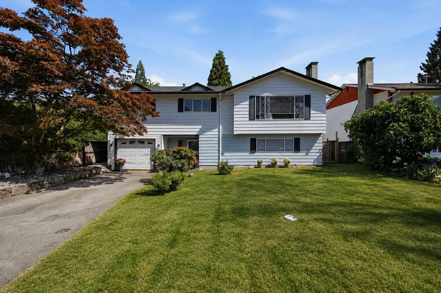 2413 Scott Place