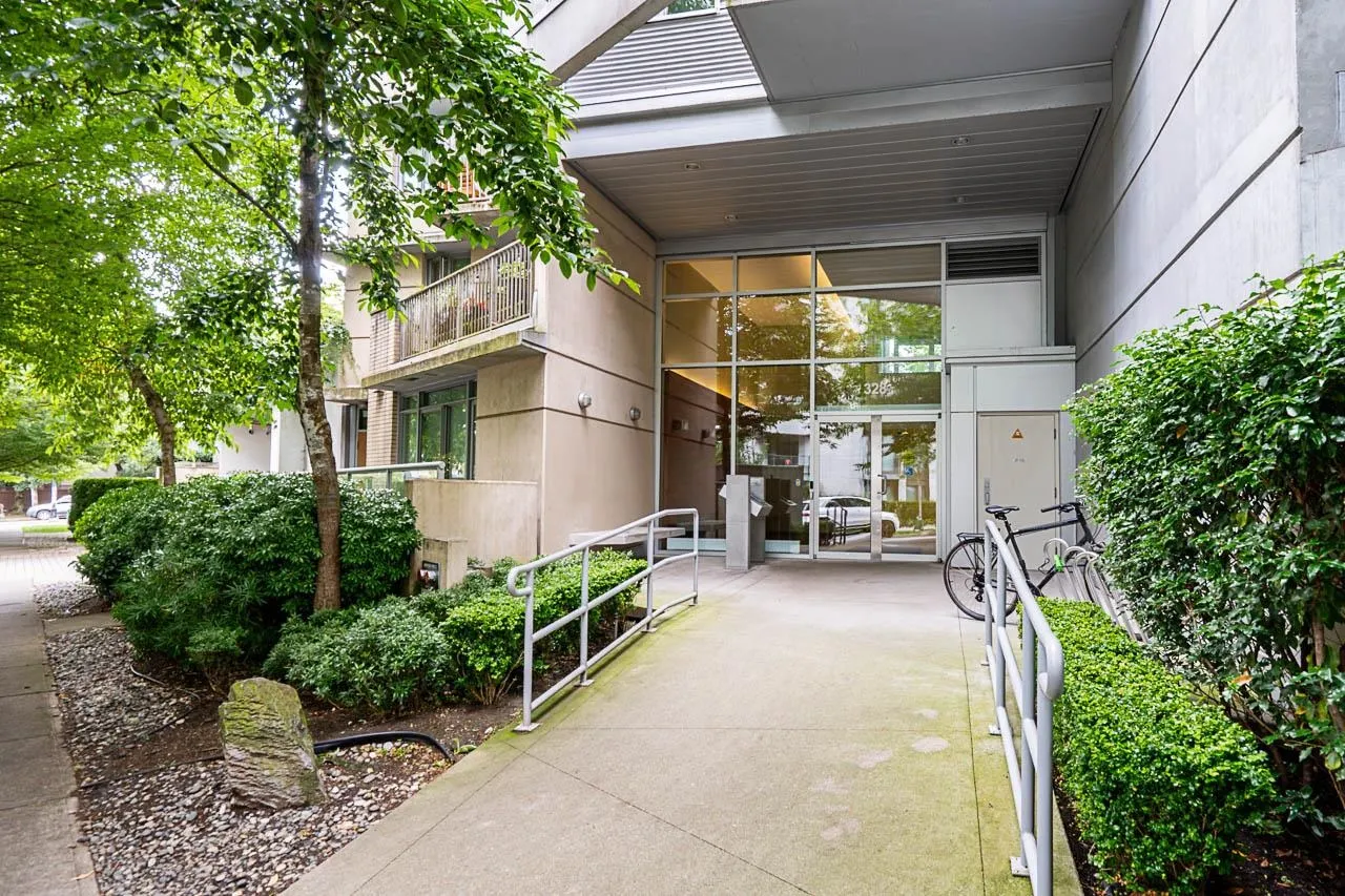 328 E 11th Avenue #905