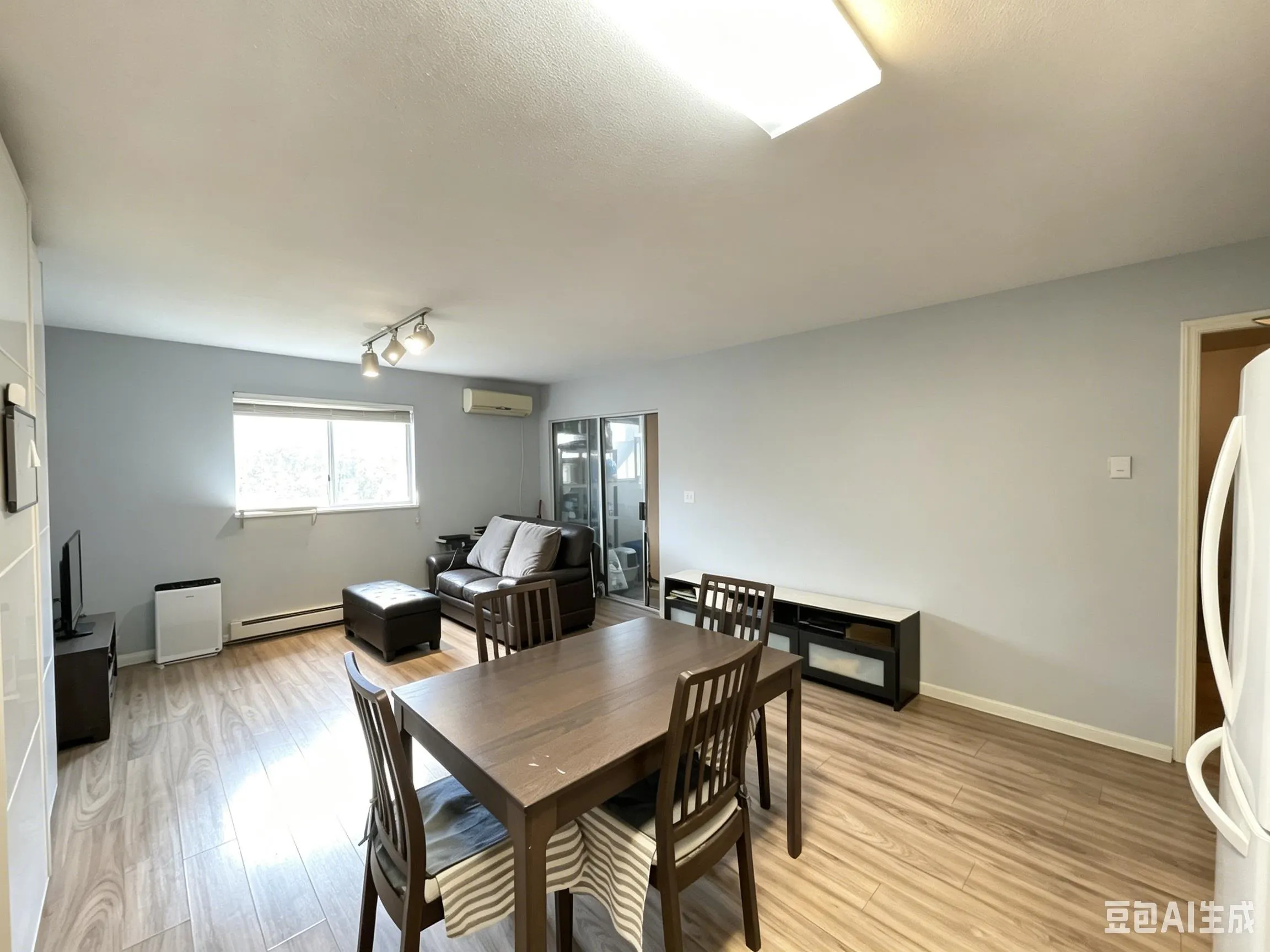 714 Rennie Place