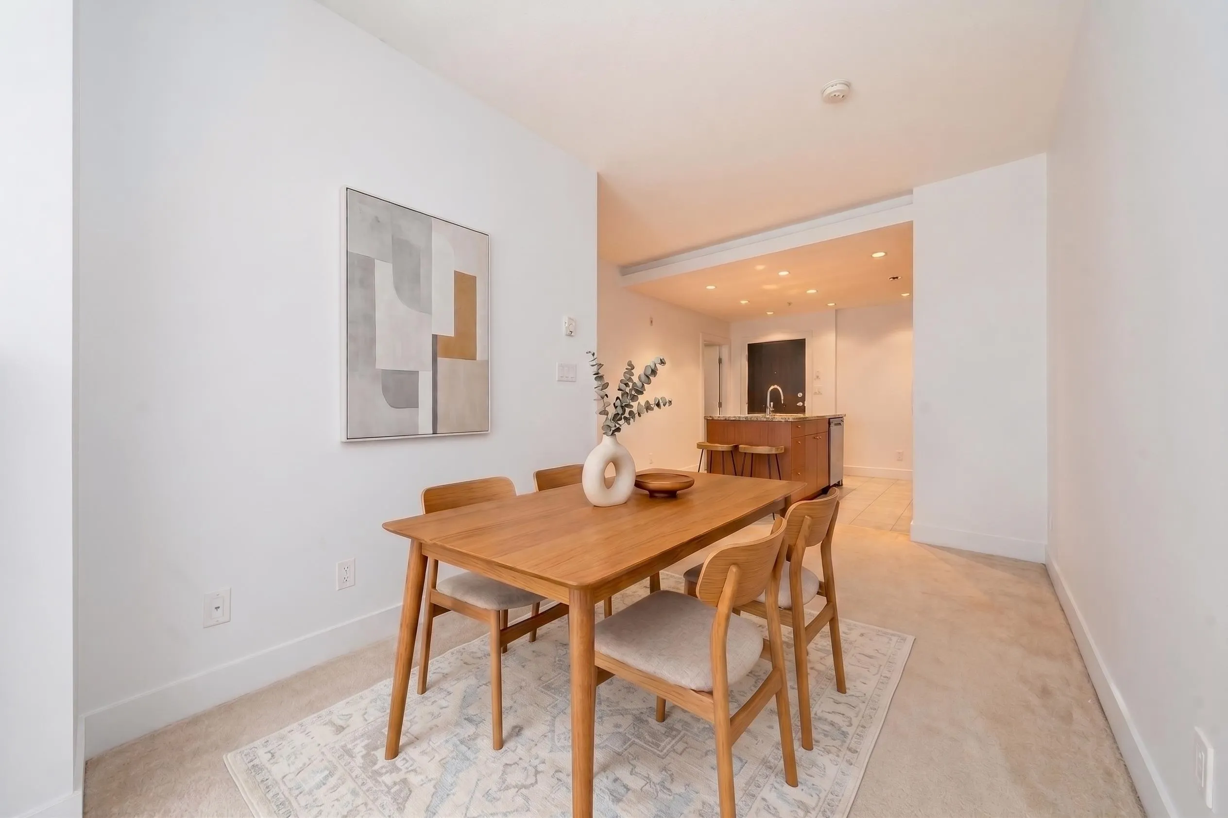 6080 Iona Drive #102