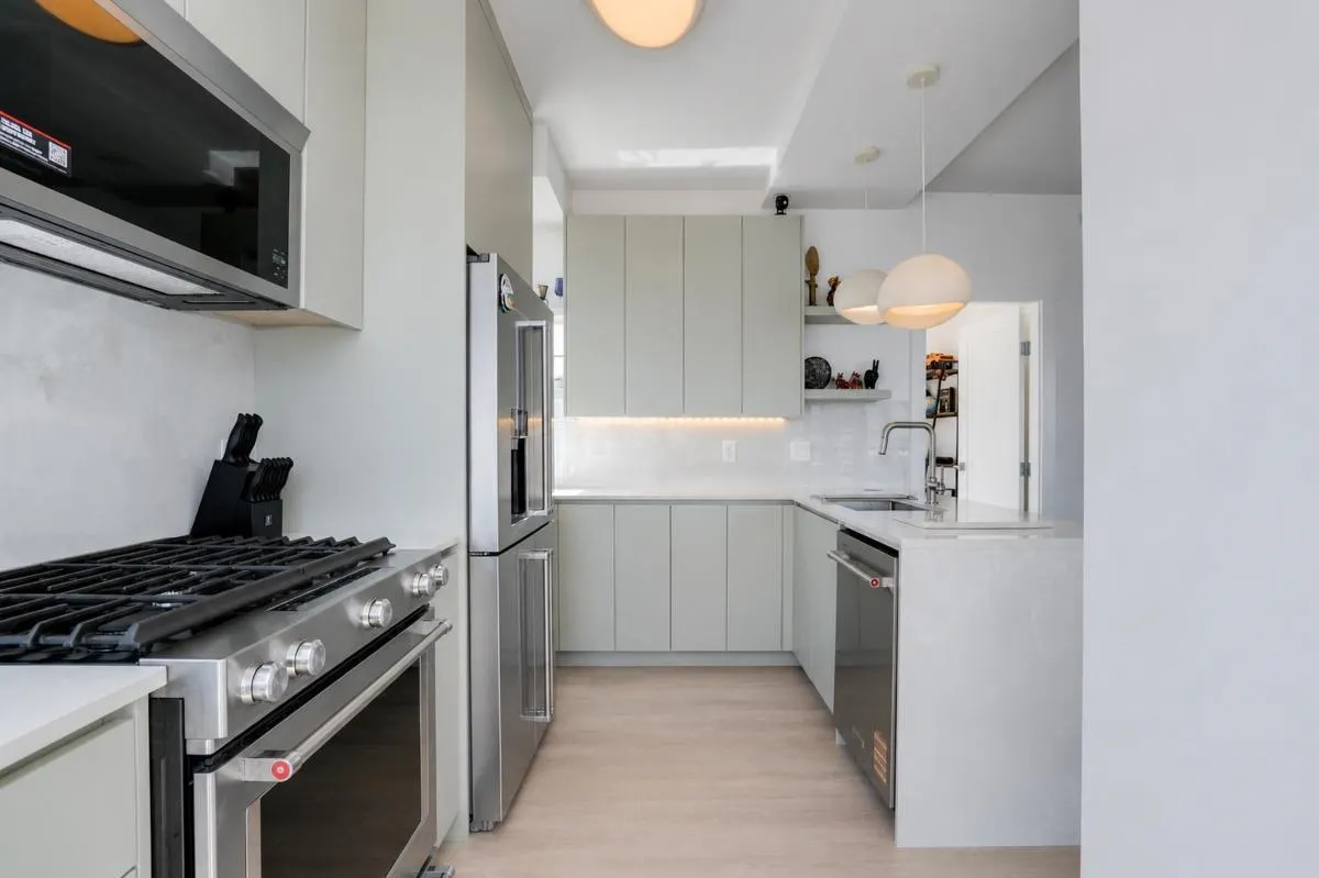 1239 W Georgia Street #1909