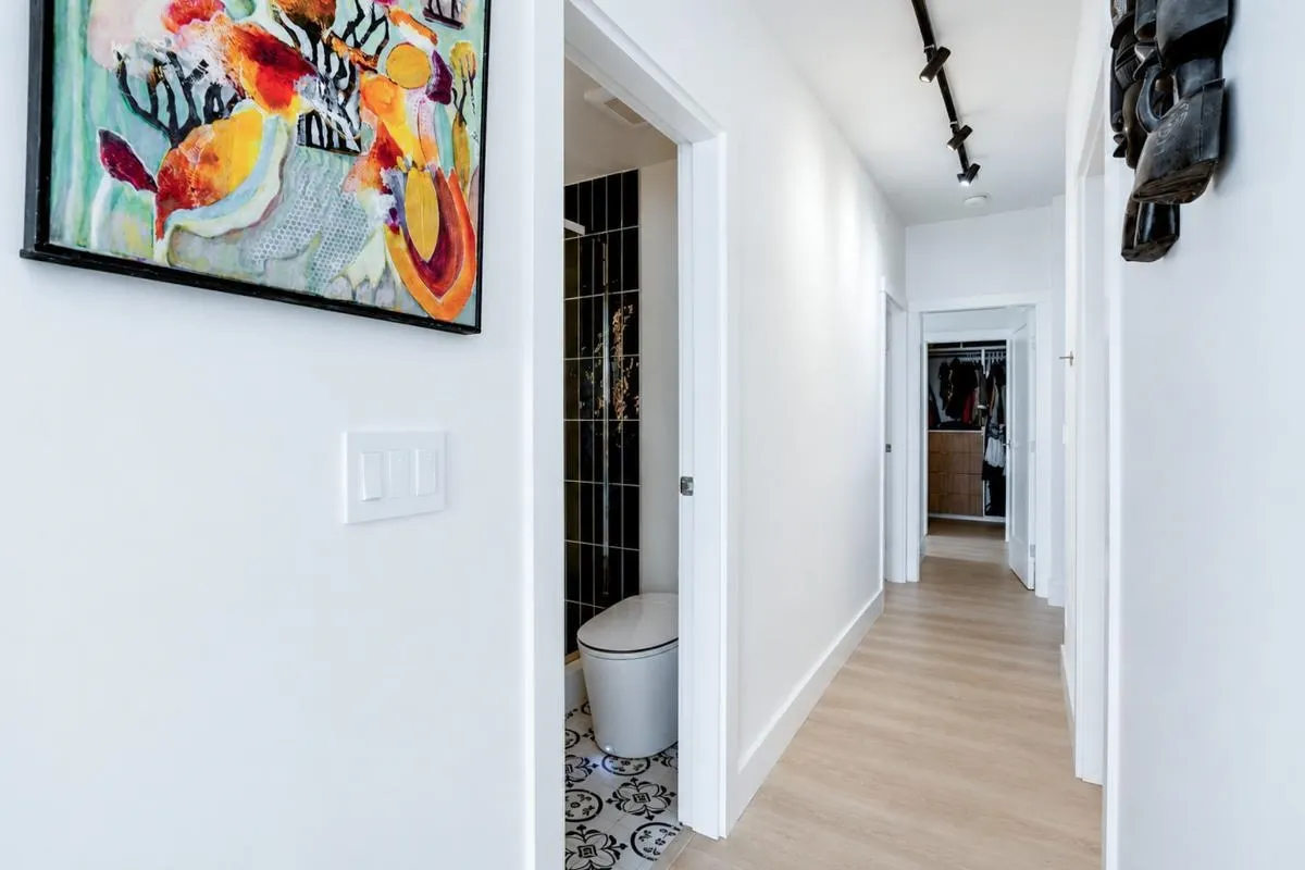 1239 W Georgia Street #1909