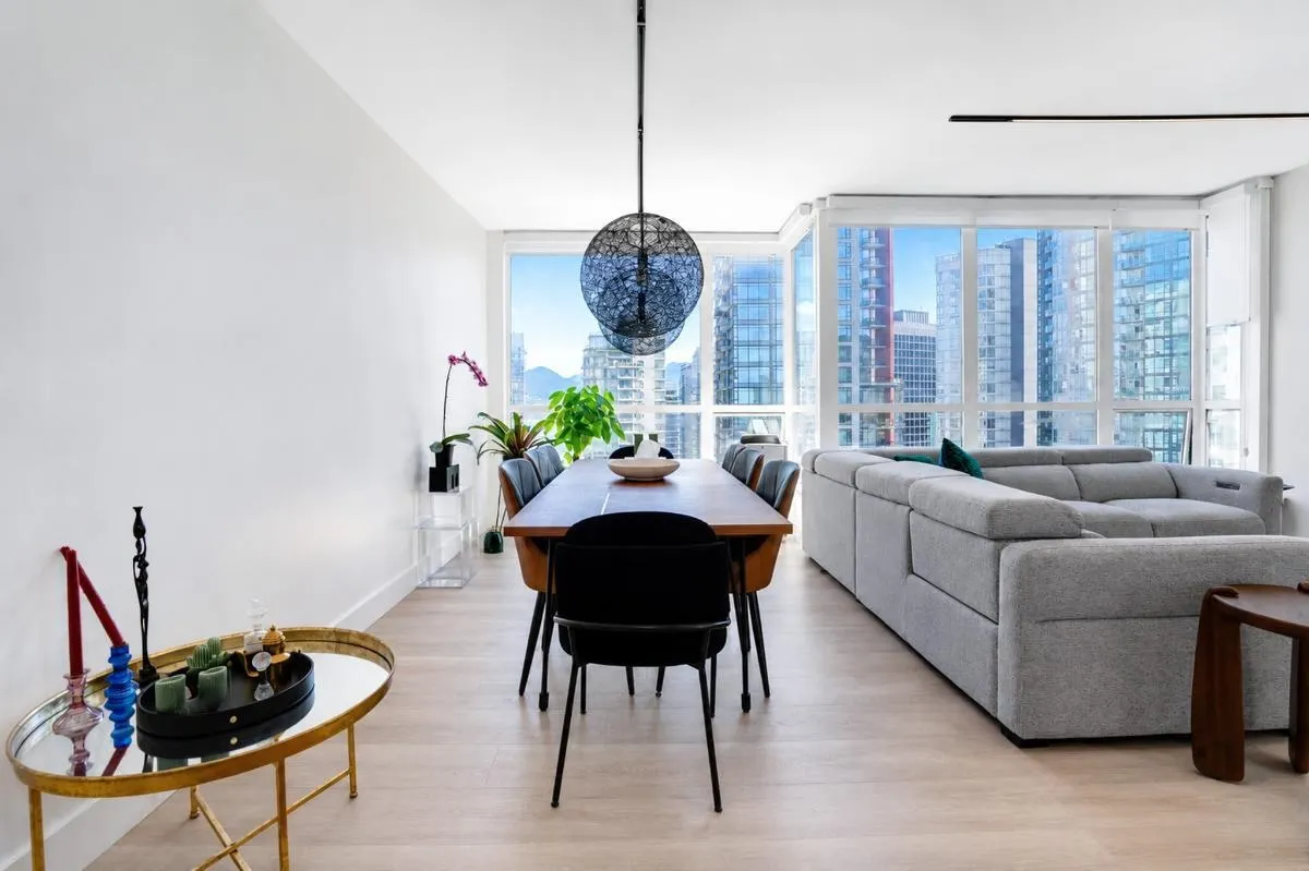 1239 W Georgia Street #1909