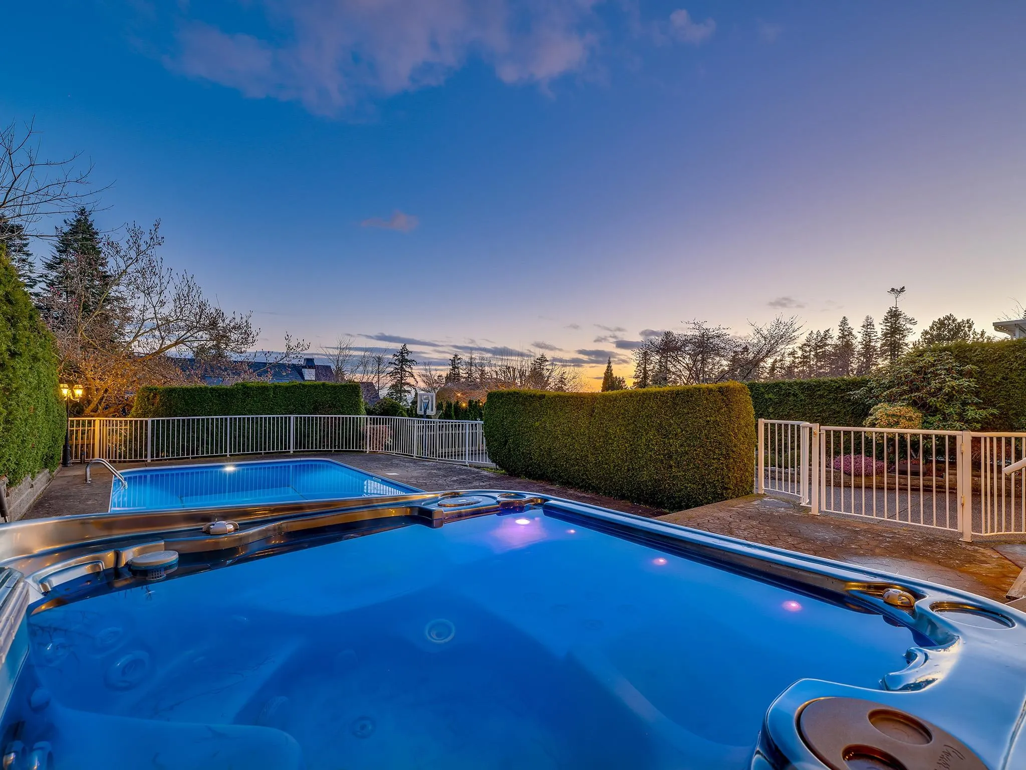 13518 Marine Drive