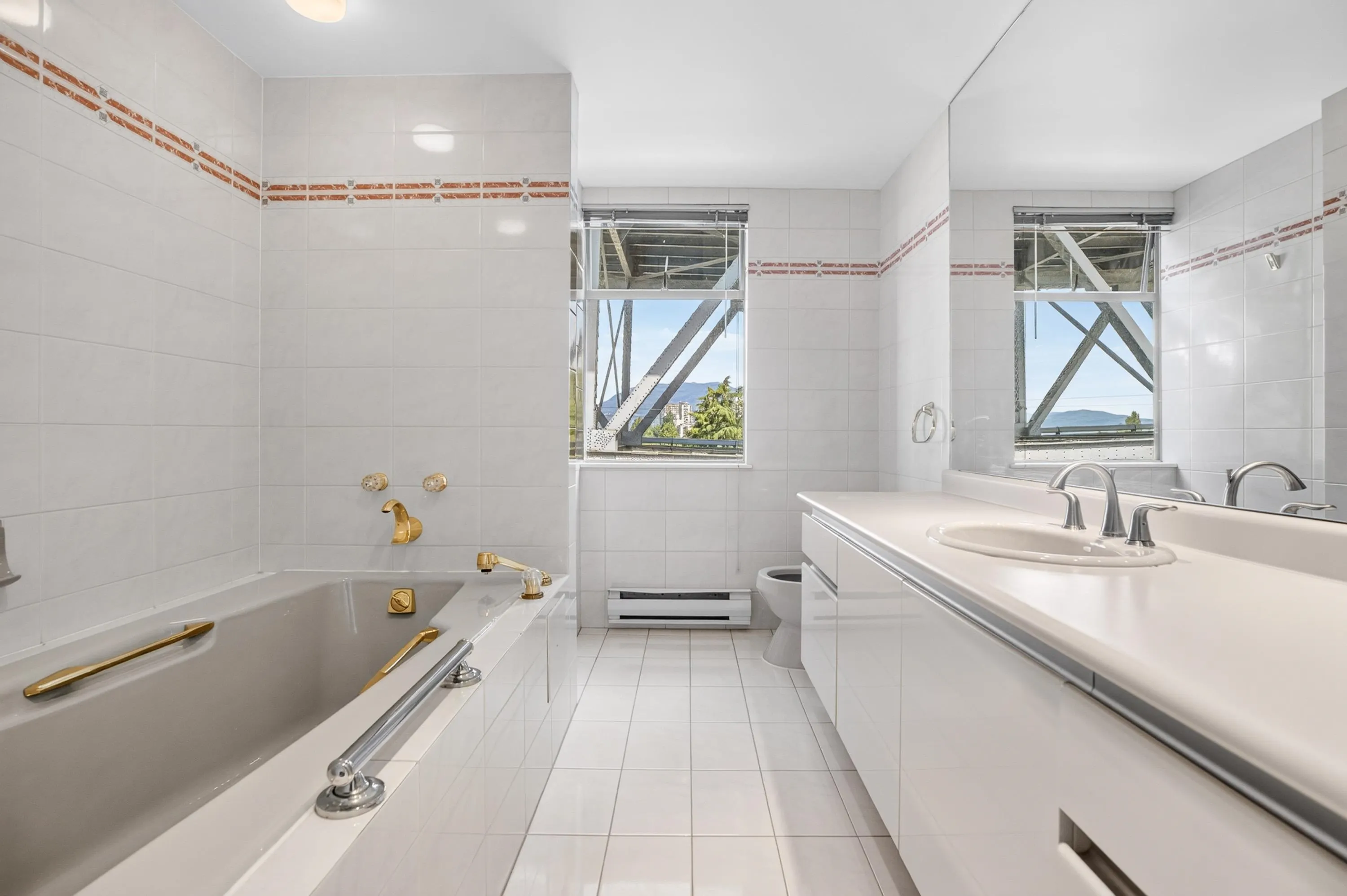 1012 Beach Avenue #502
