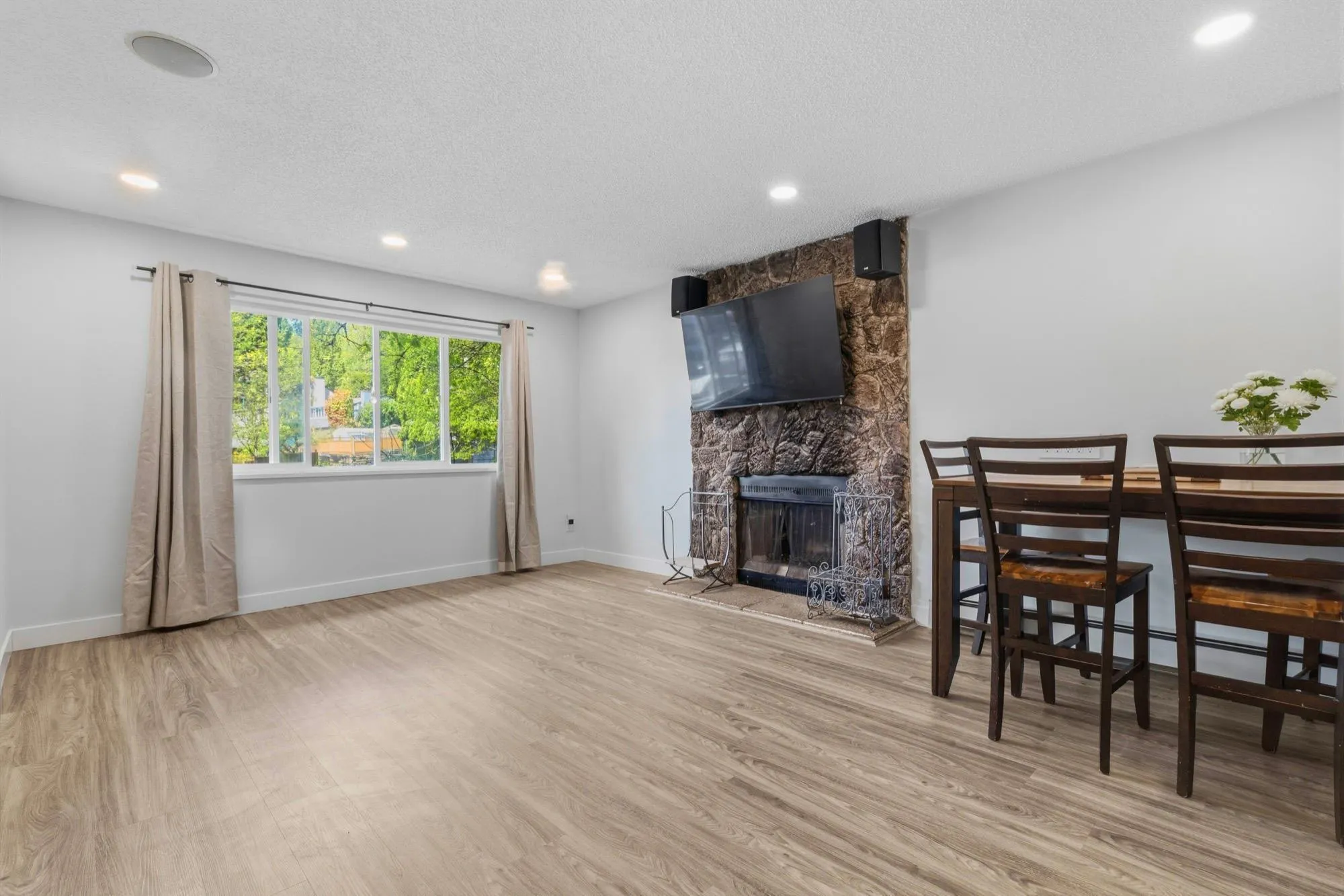 713 Appleyard Court