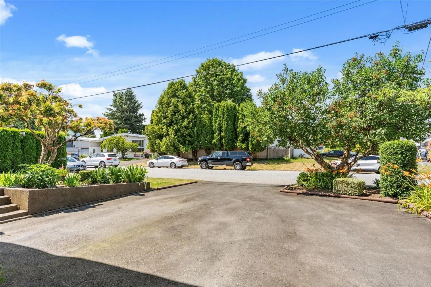 6336 Reid Road