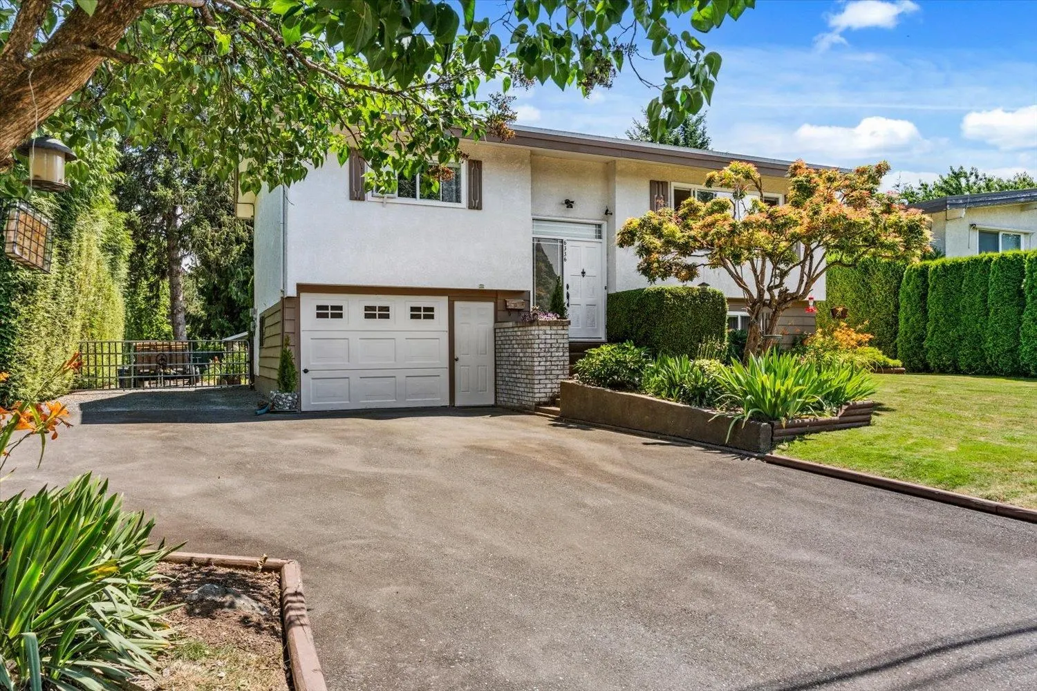 6336 Reid Road
