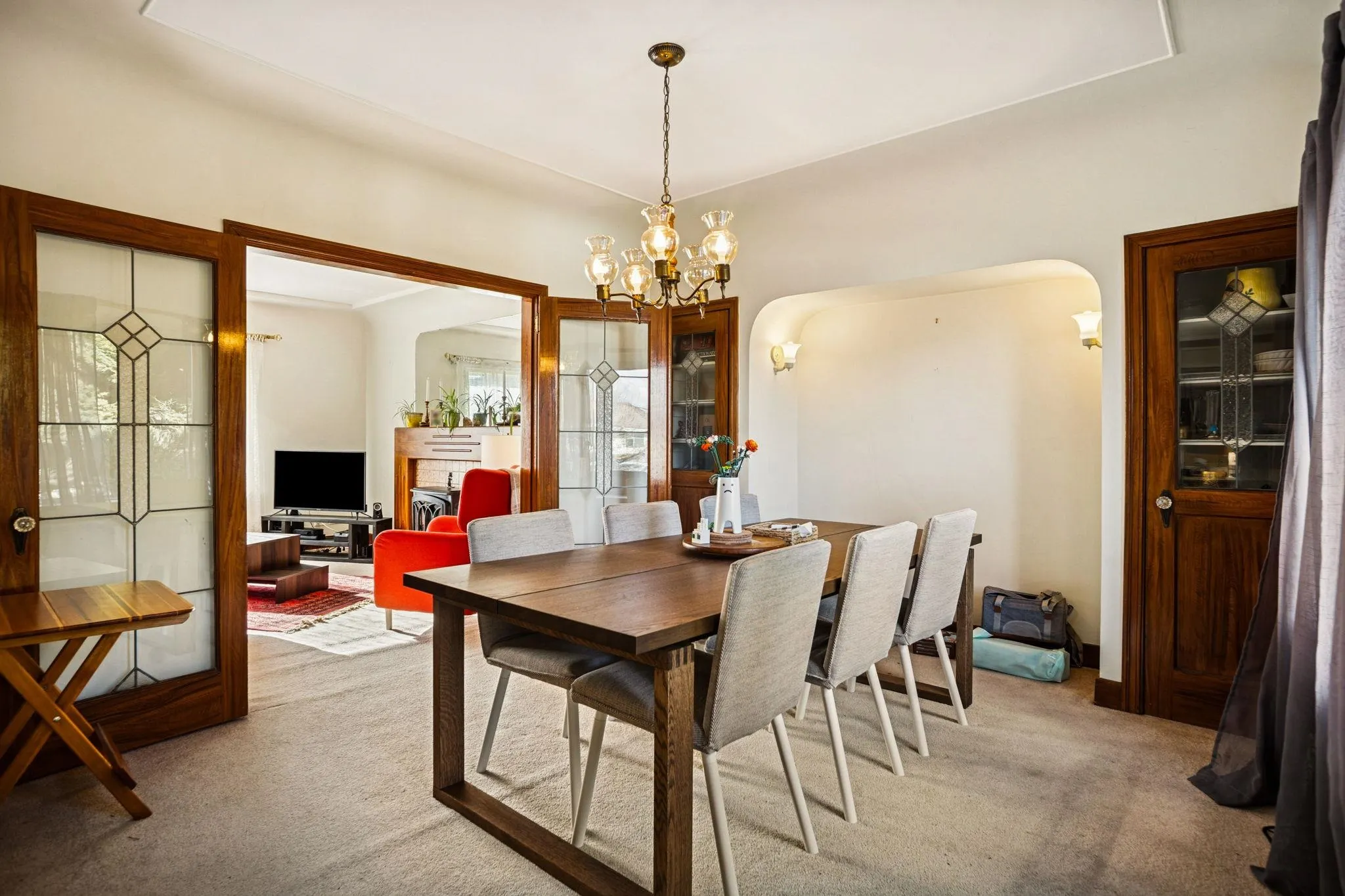 475 W 27th Avenue
