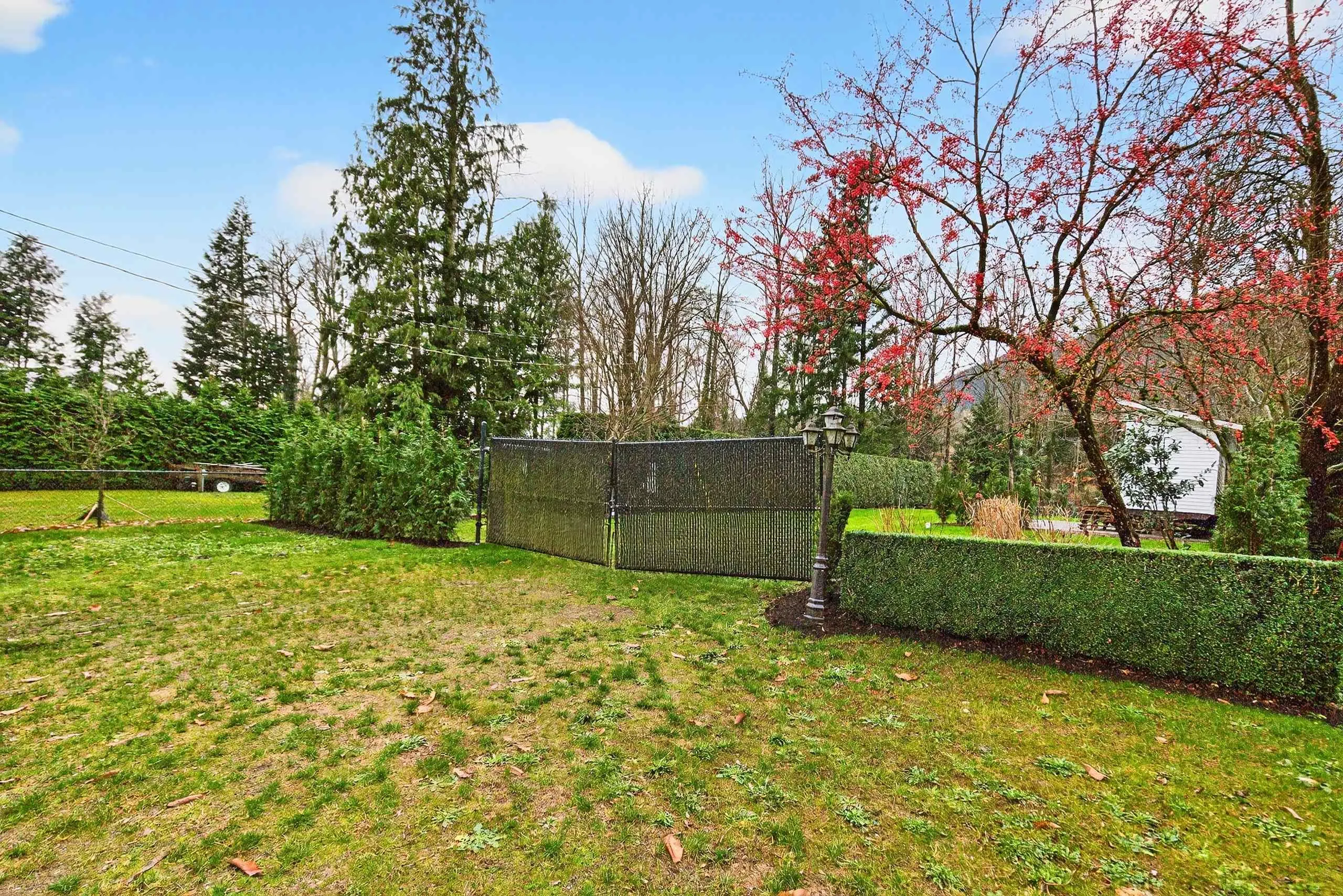 12051 Hodgkin Road