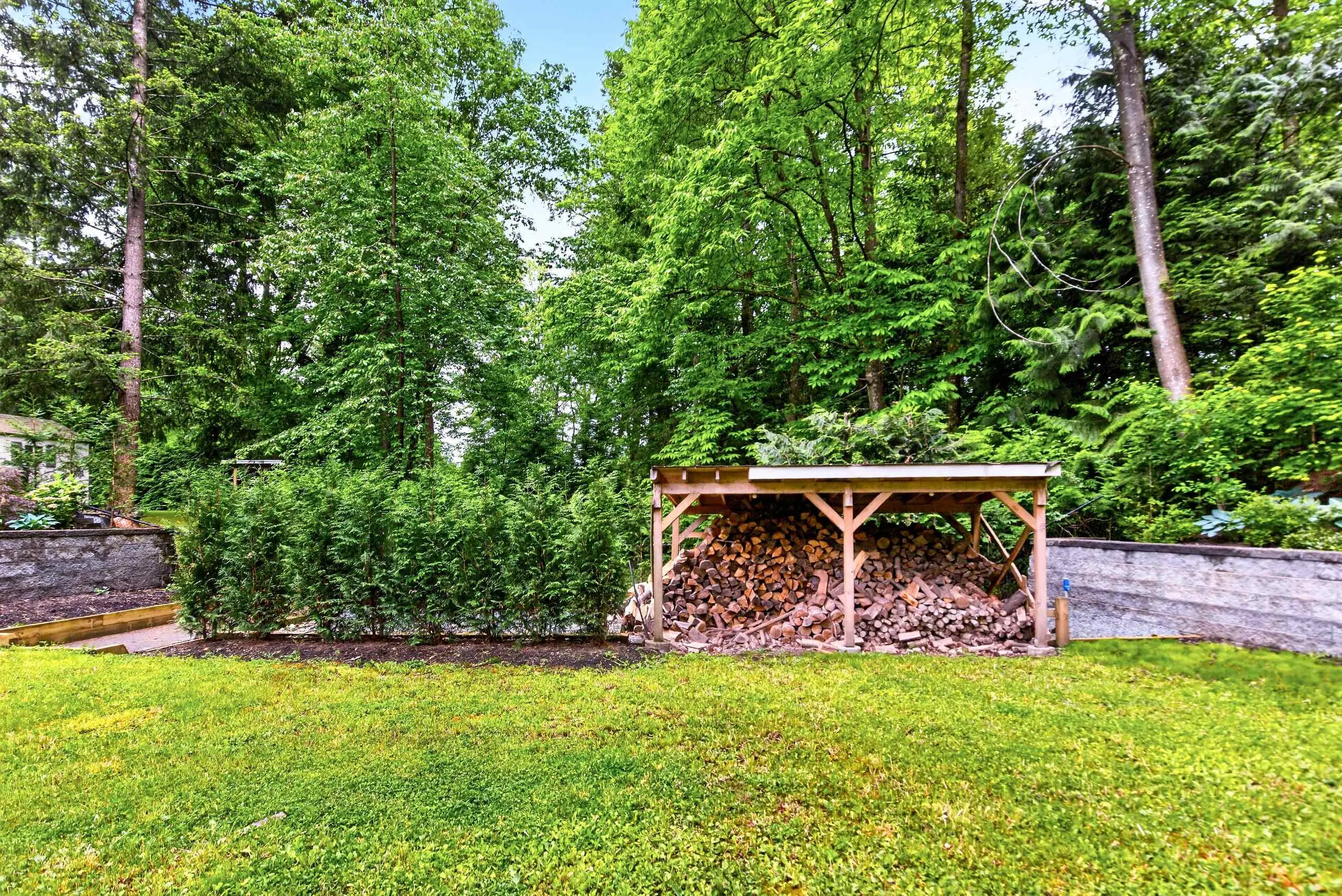 12051 Hodgkin Road