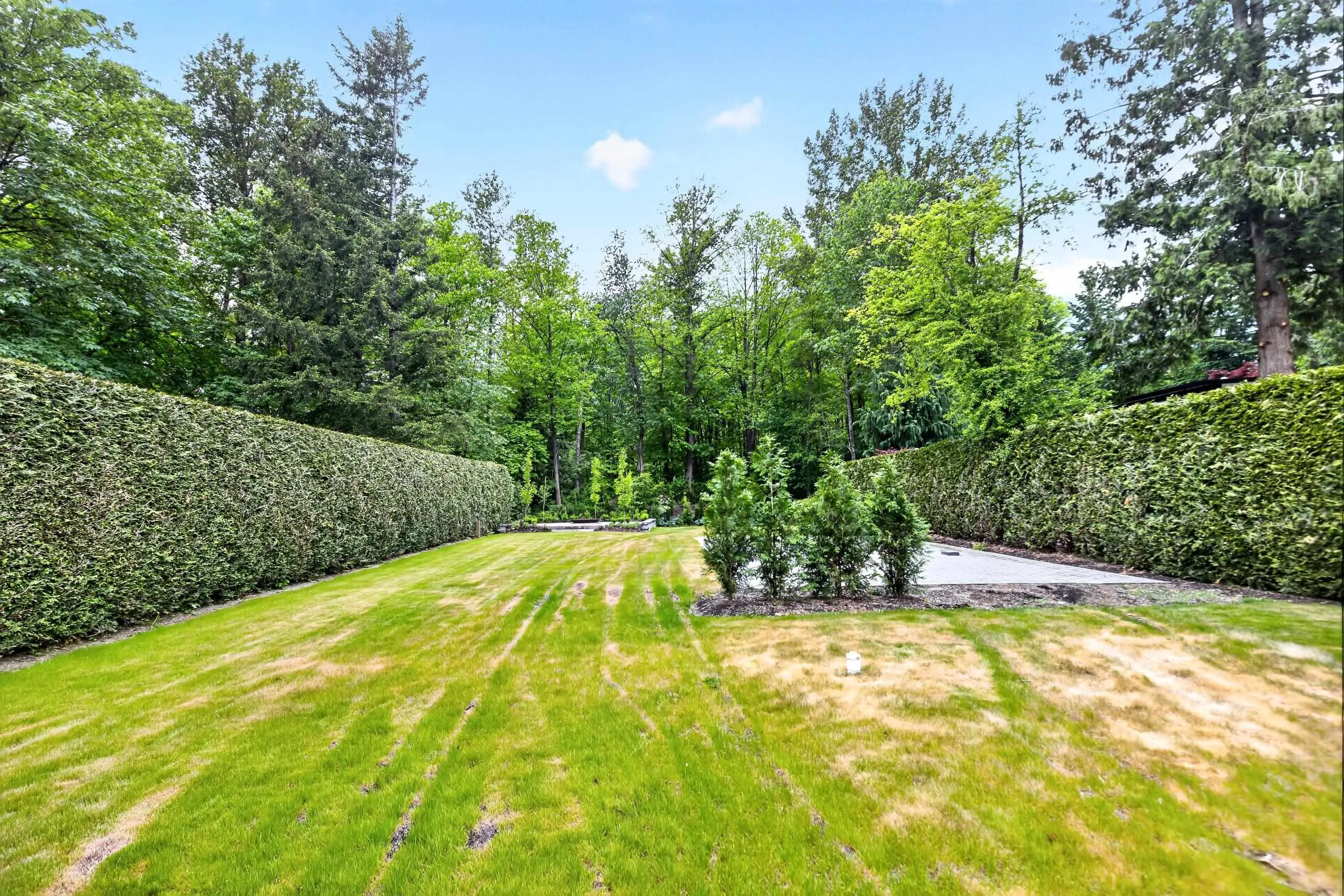 12051 Hodgkin Road