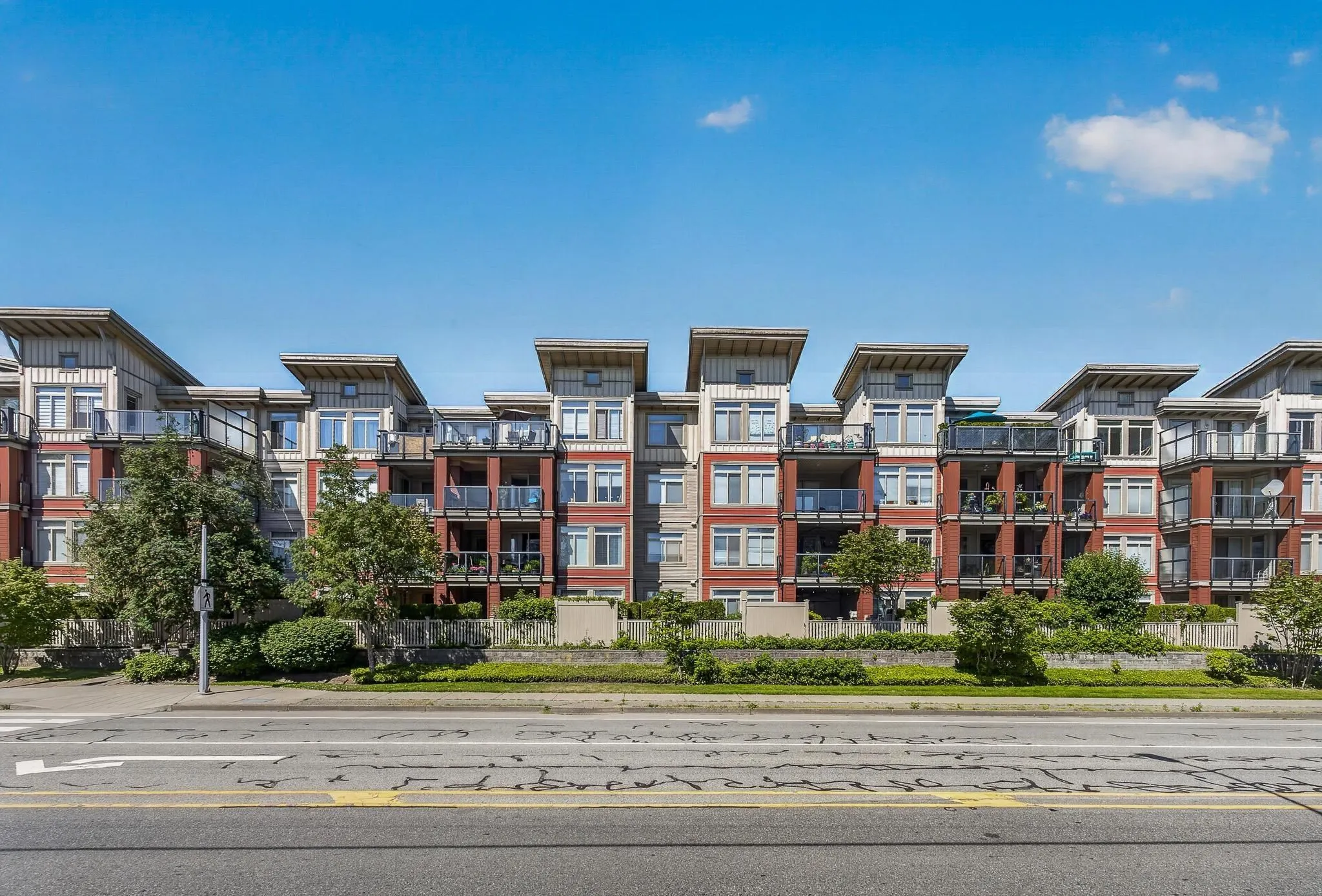 15385 101a Avenue #405