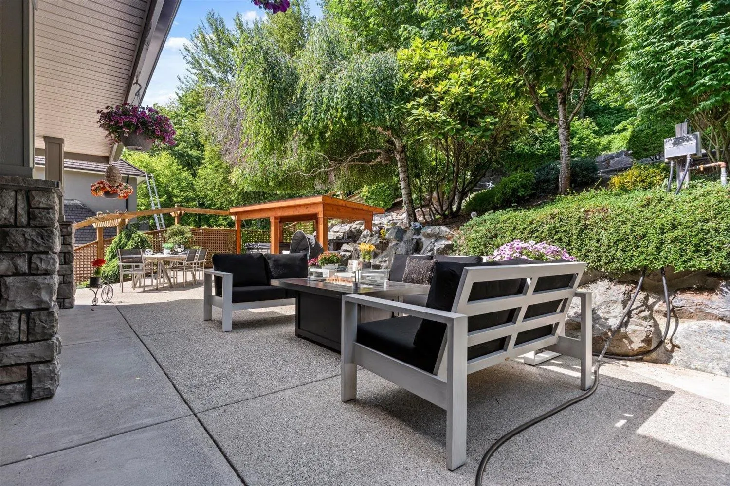 2655 Stonecroft Drive