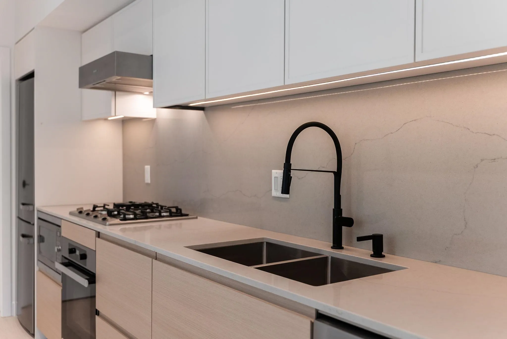 520 W 28th Avenue #11