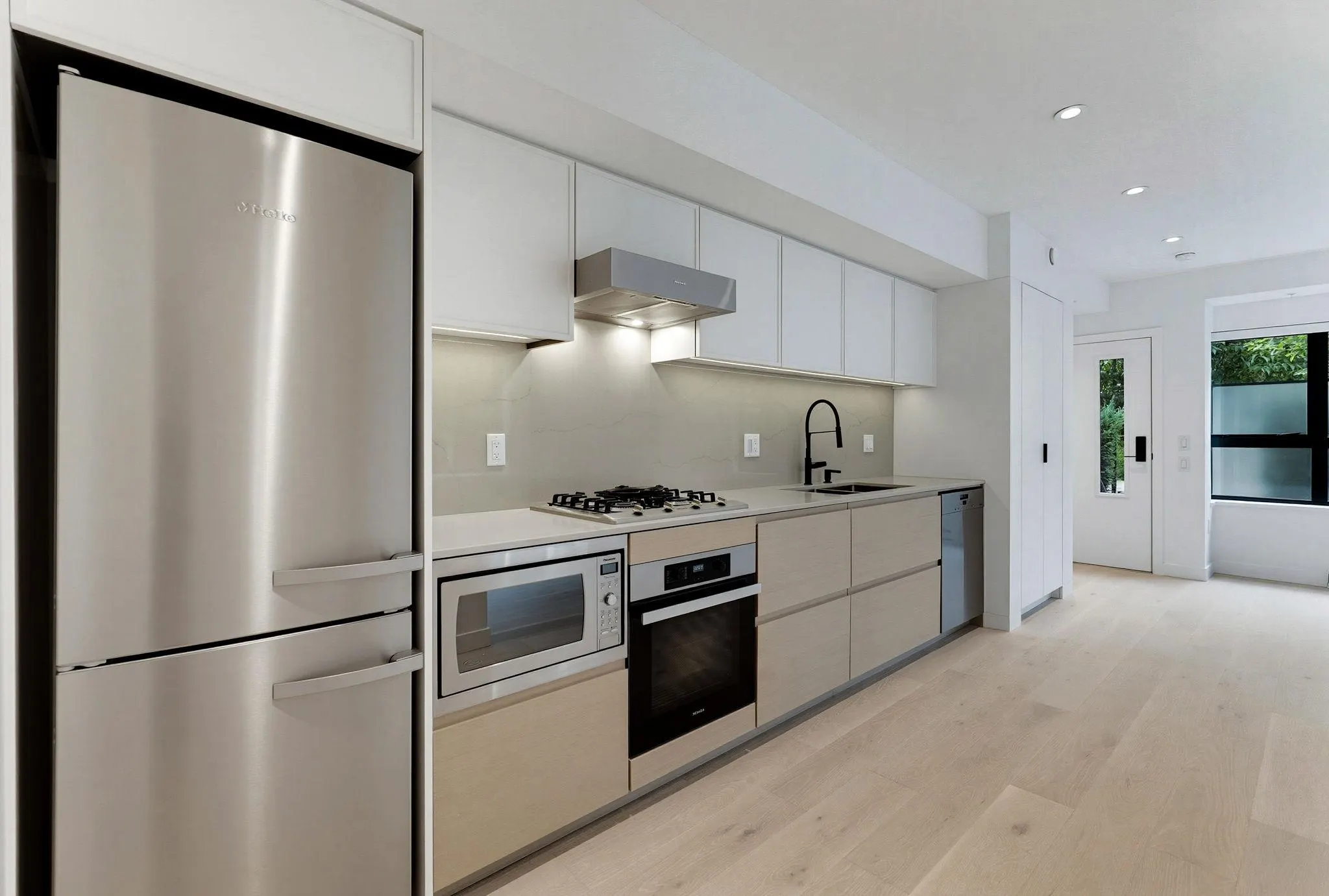 520 W 28th Avenue #11
