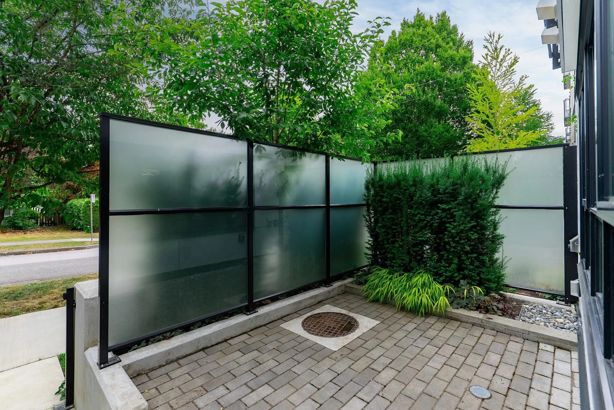 520 W 28th Avenue #11