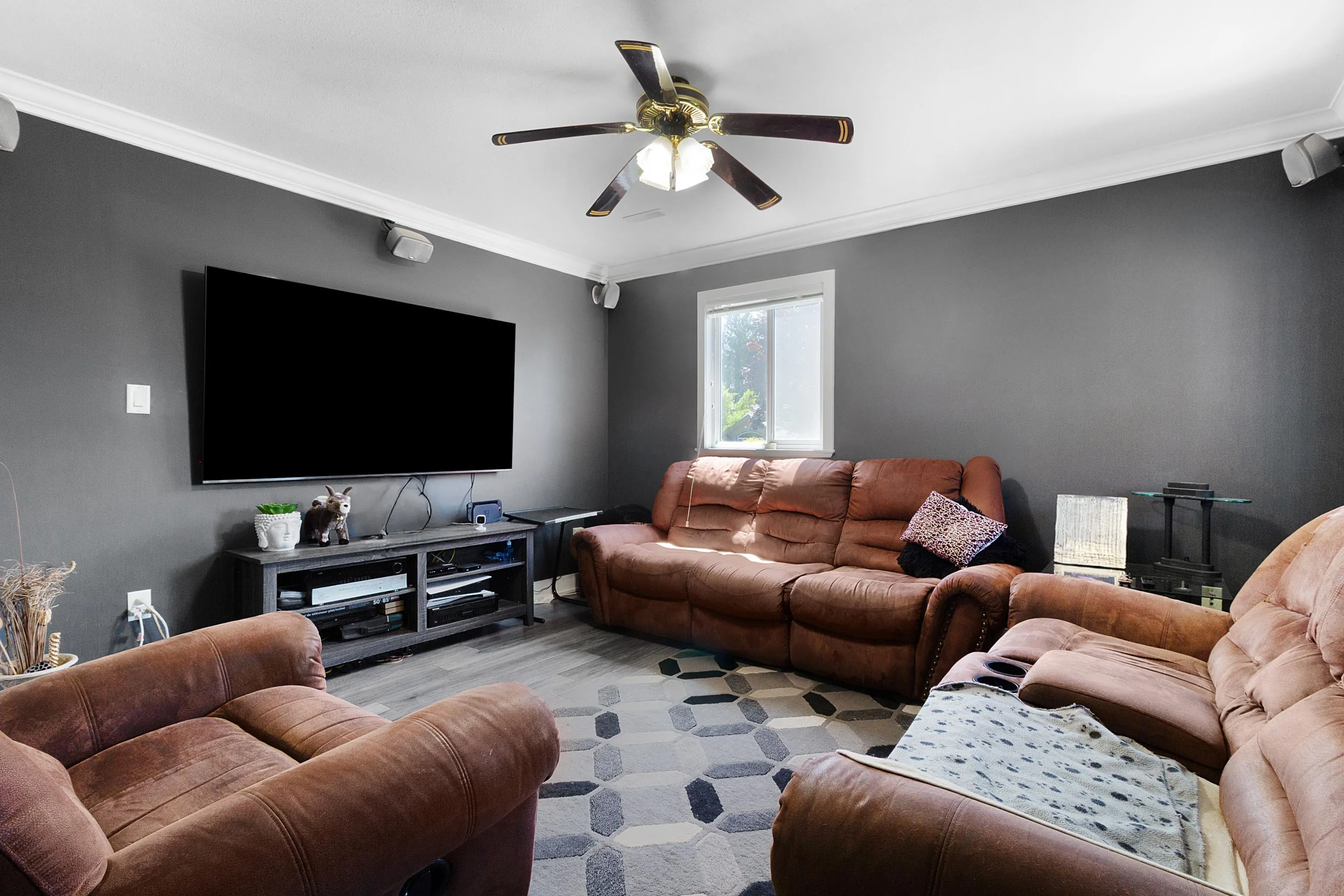 7977 D'herbomez Drive
