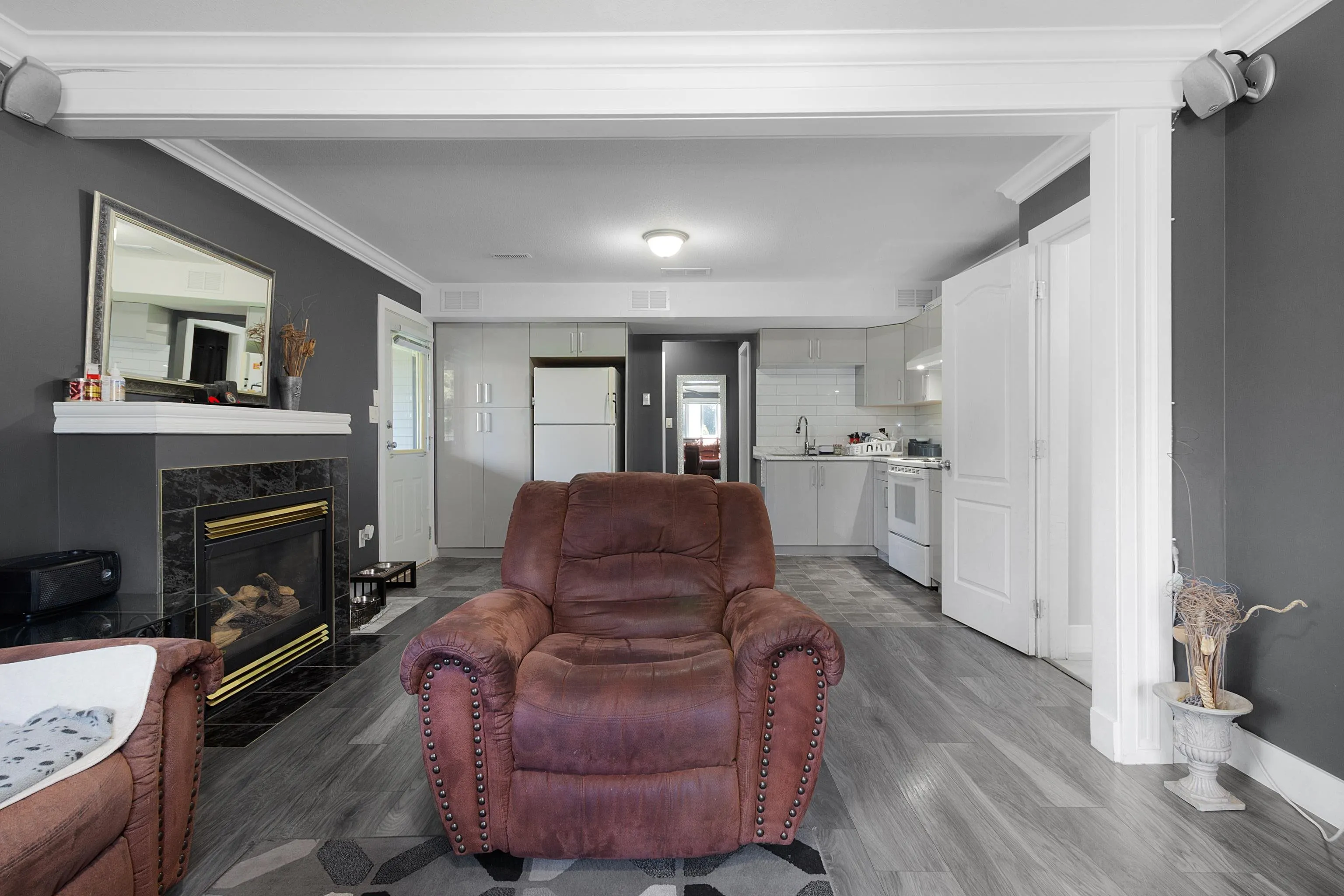 7977 D'herbomez Drive