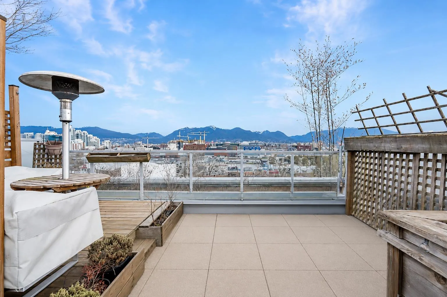 384 E 1st Avenue #708
