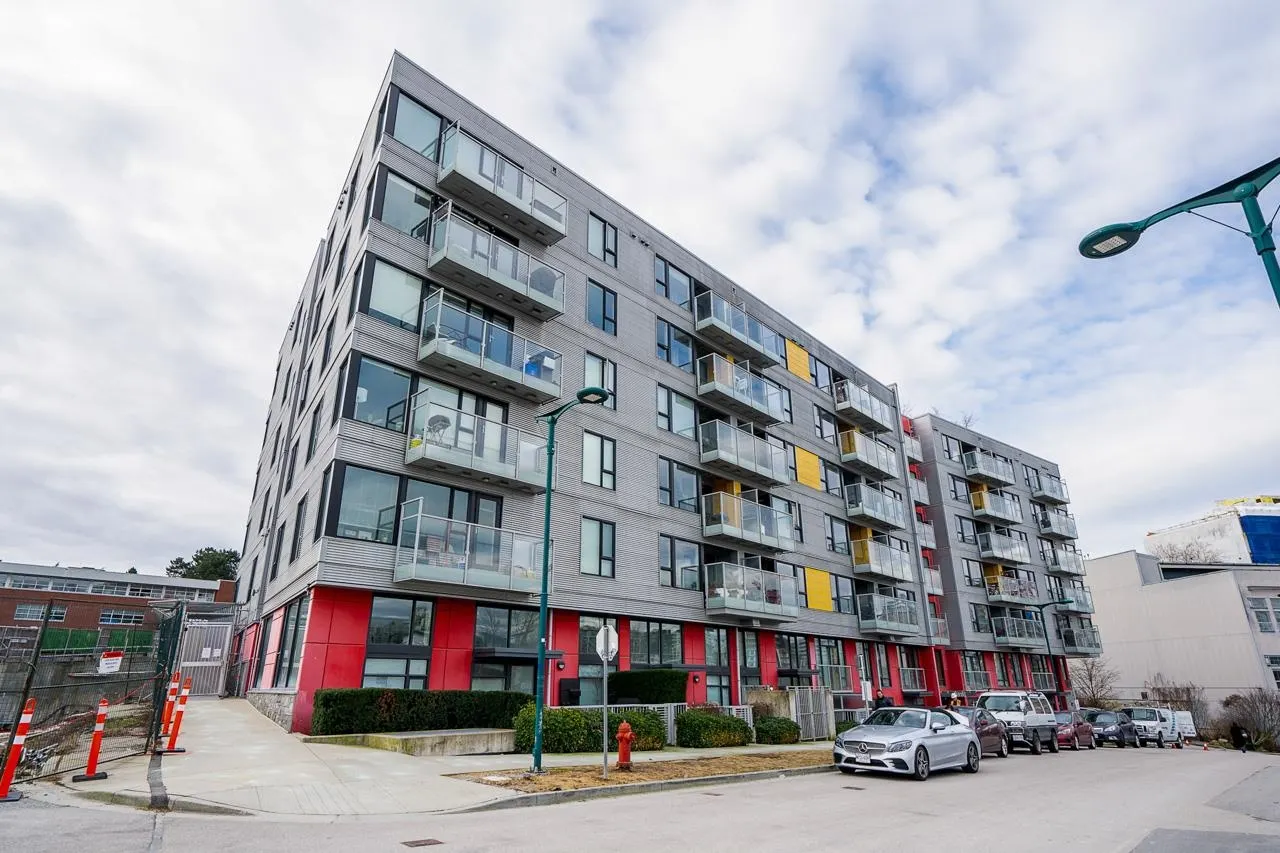 384 E 1st Avenue #708
