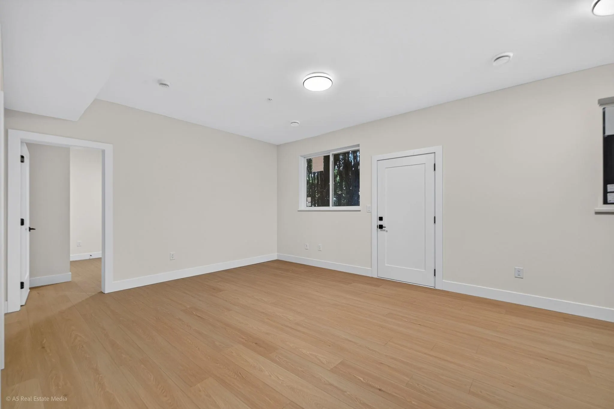 8511 Benedict Boulevard