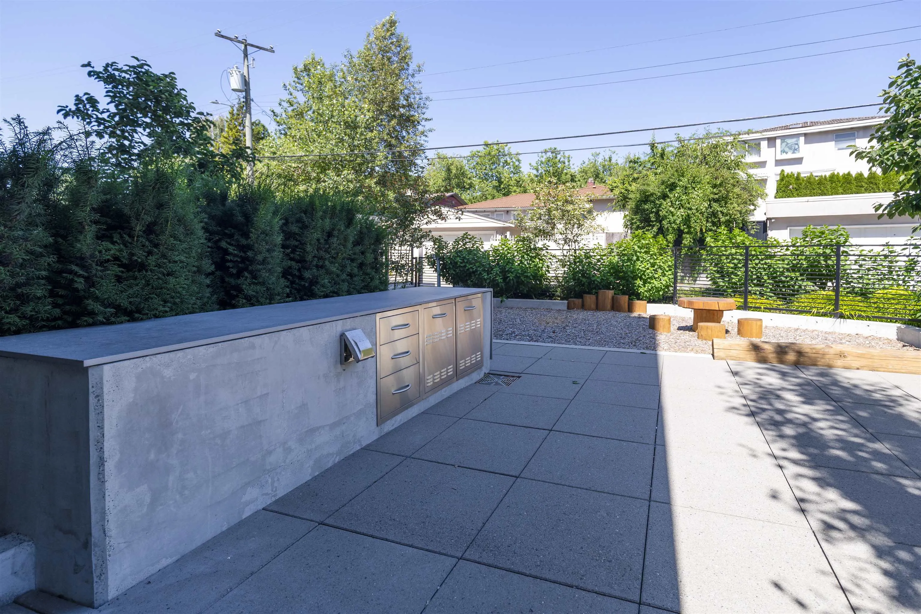 5168 Cambie Street #403