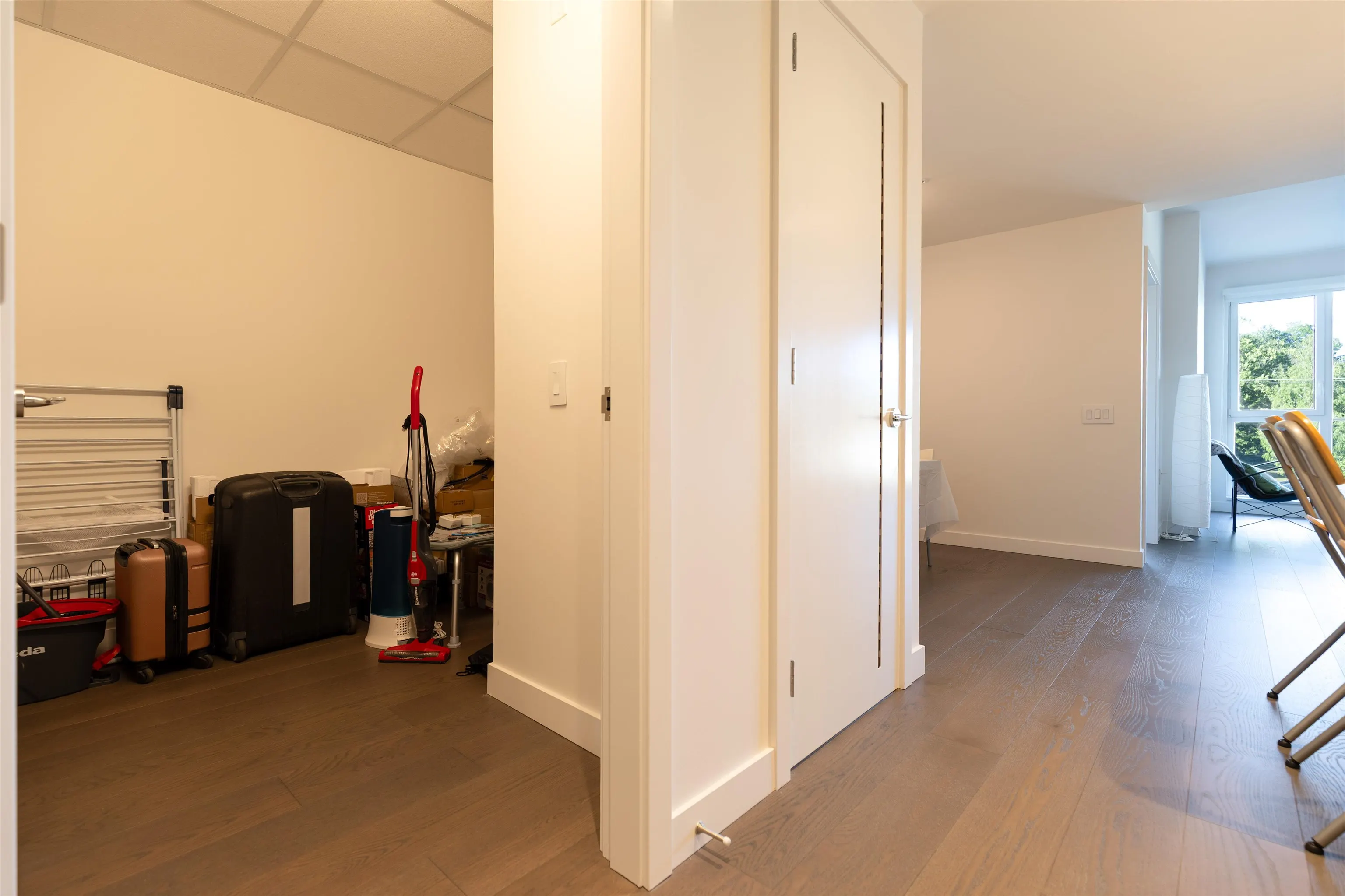 5168 Cambie Street #403