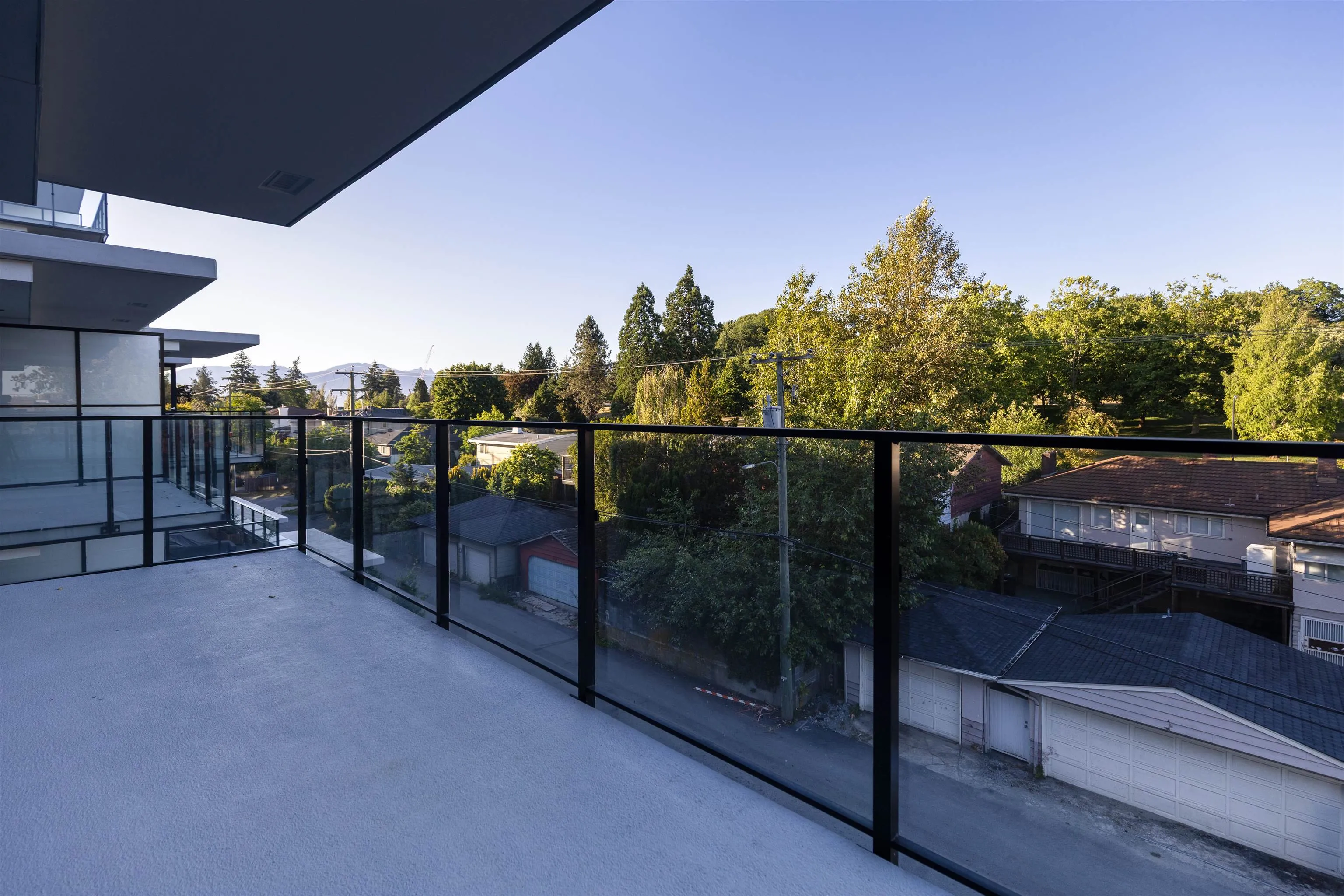 5168 Cambie Street #403