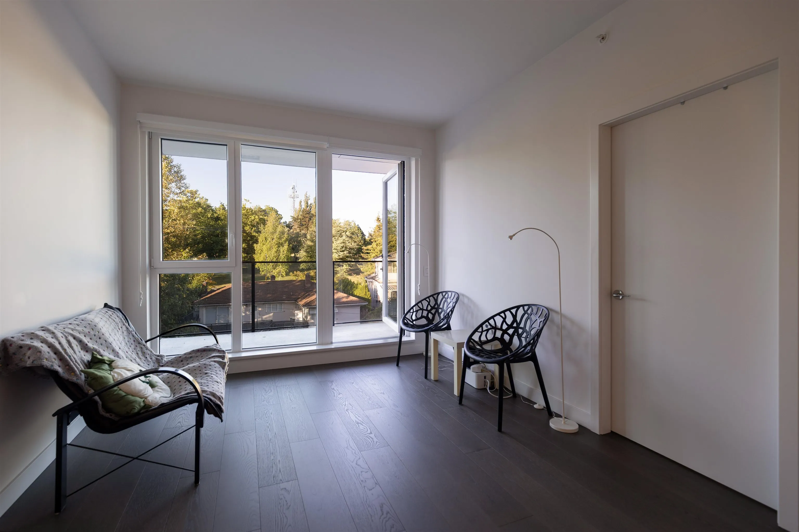 5168 Cambie Street #403