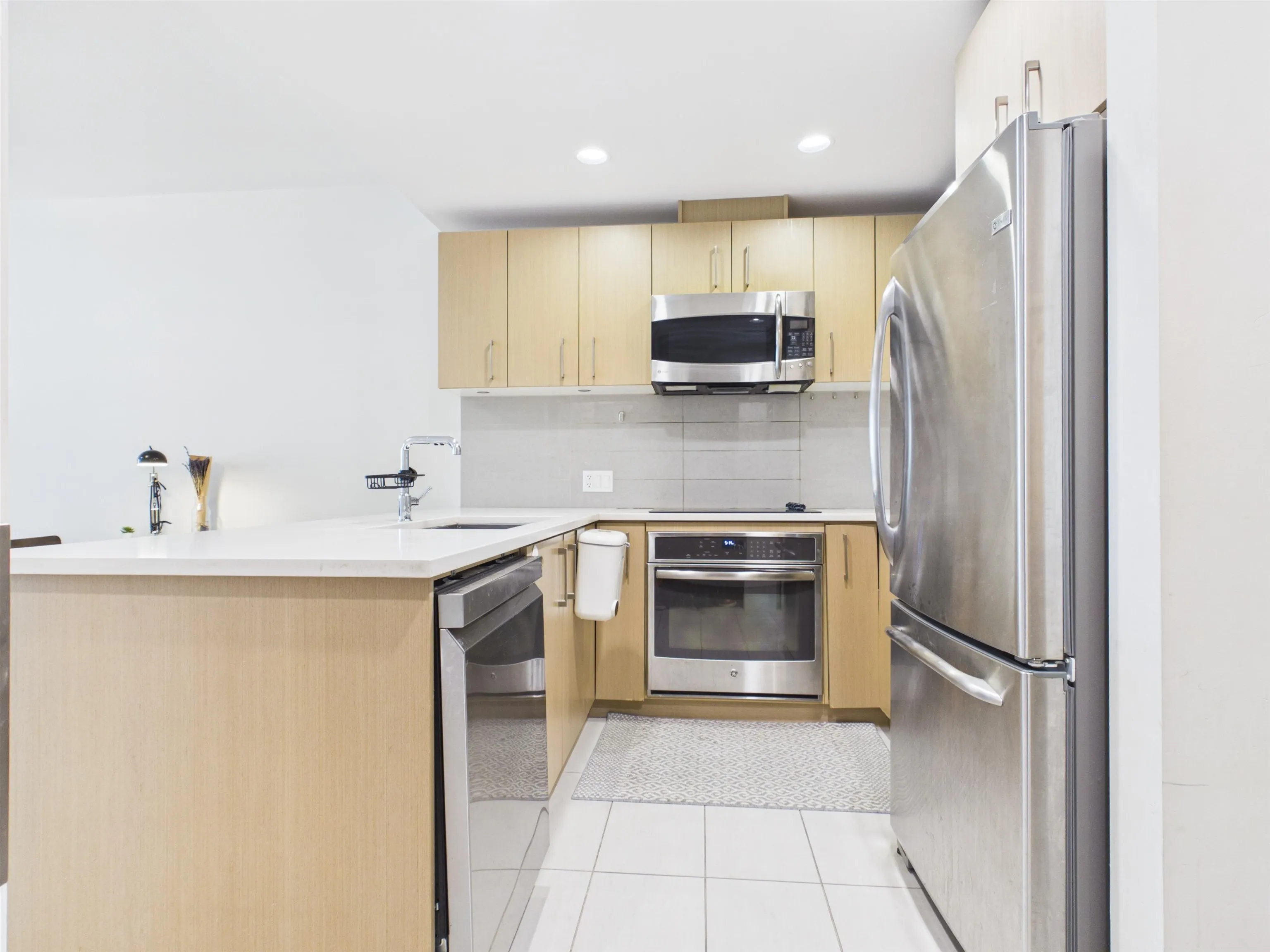 5981 Gray Avenue #303